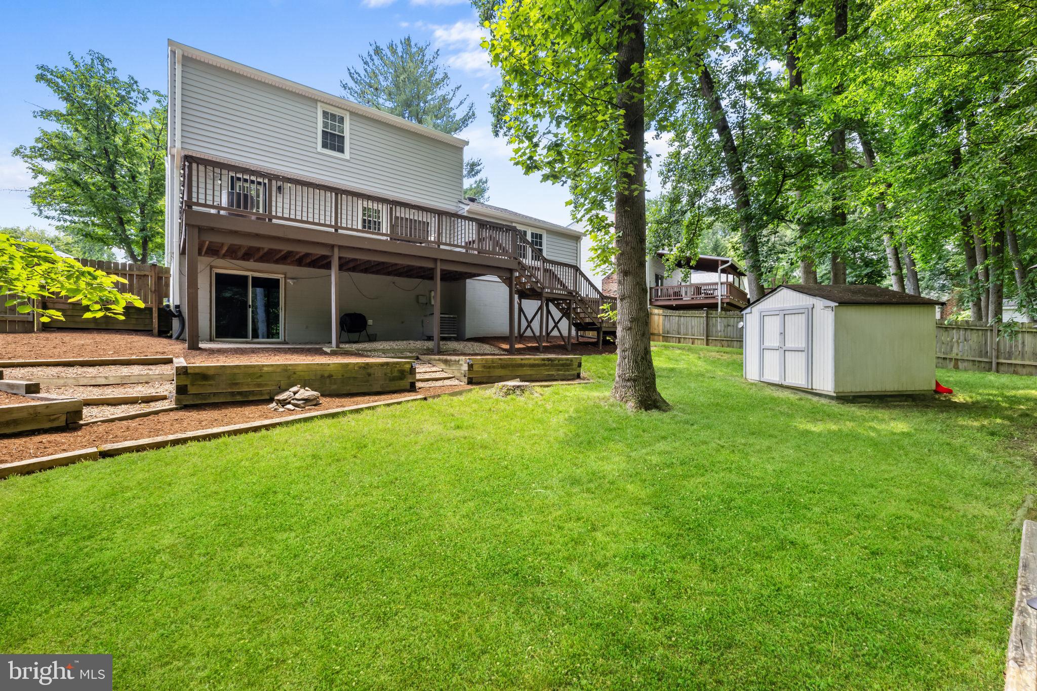 7945 FREEHOLLOW DRIVE