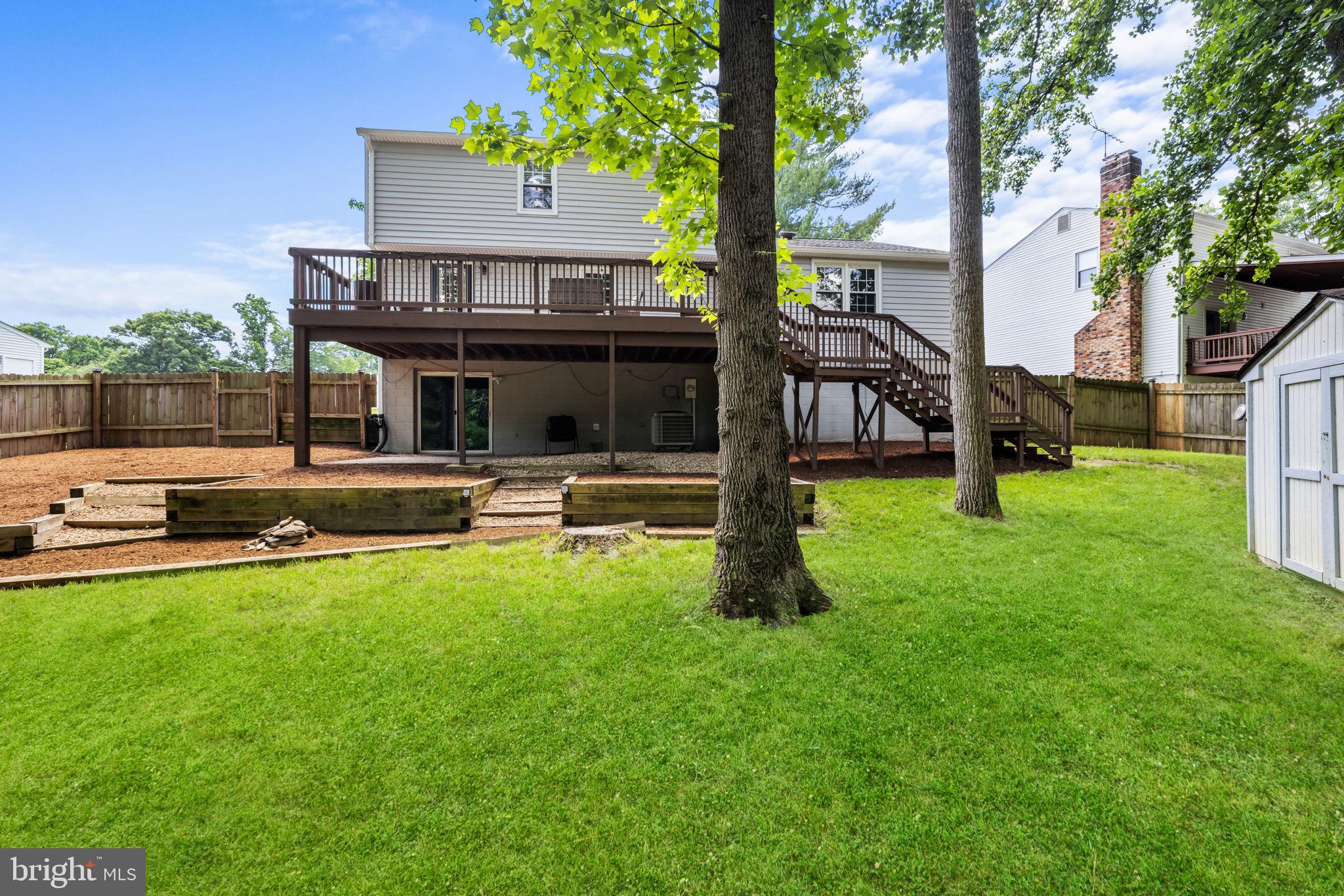 7945 FREEHOLLOW DRIVE