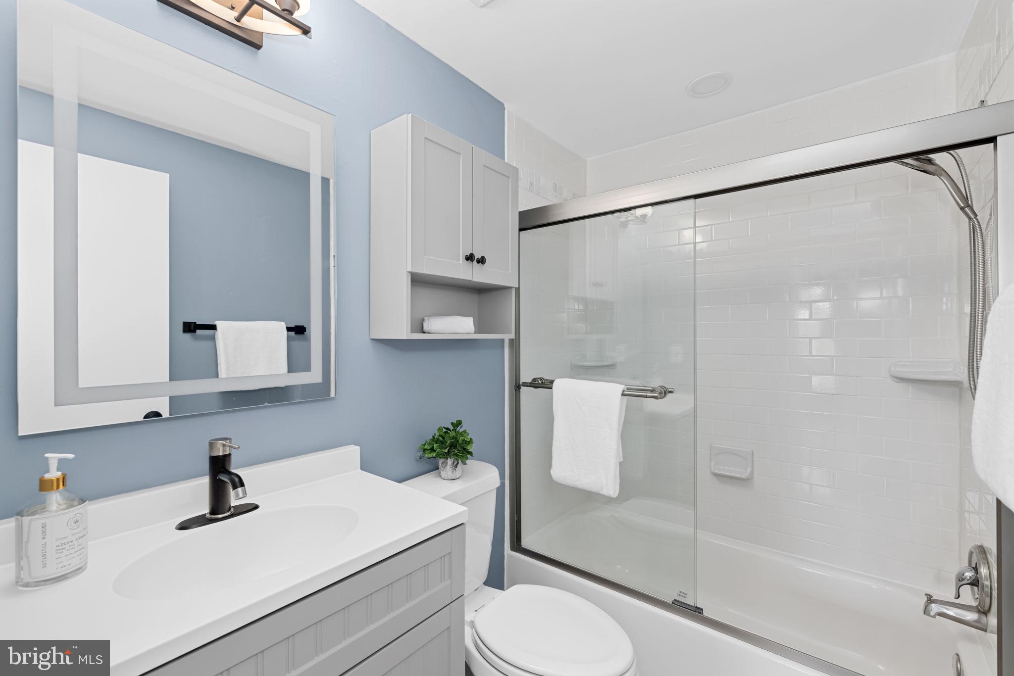 7945 FREEHOLLOW DRIVE