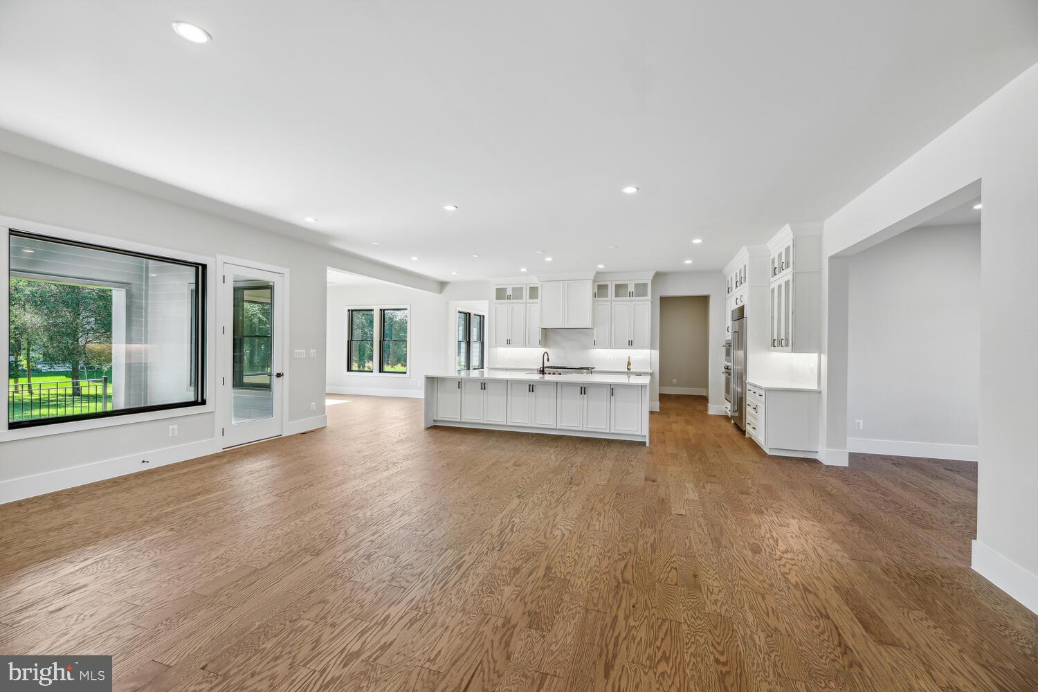 661 STRATFORD HILL COURT