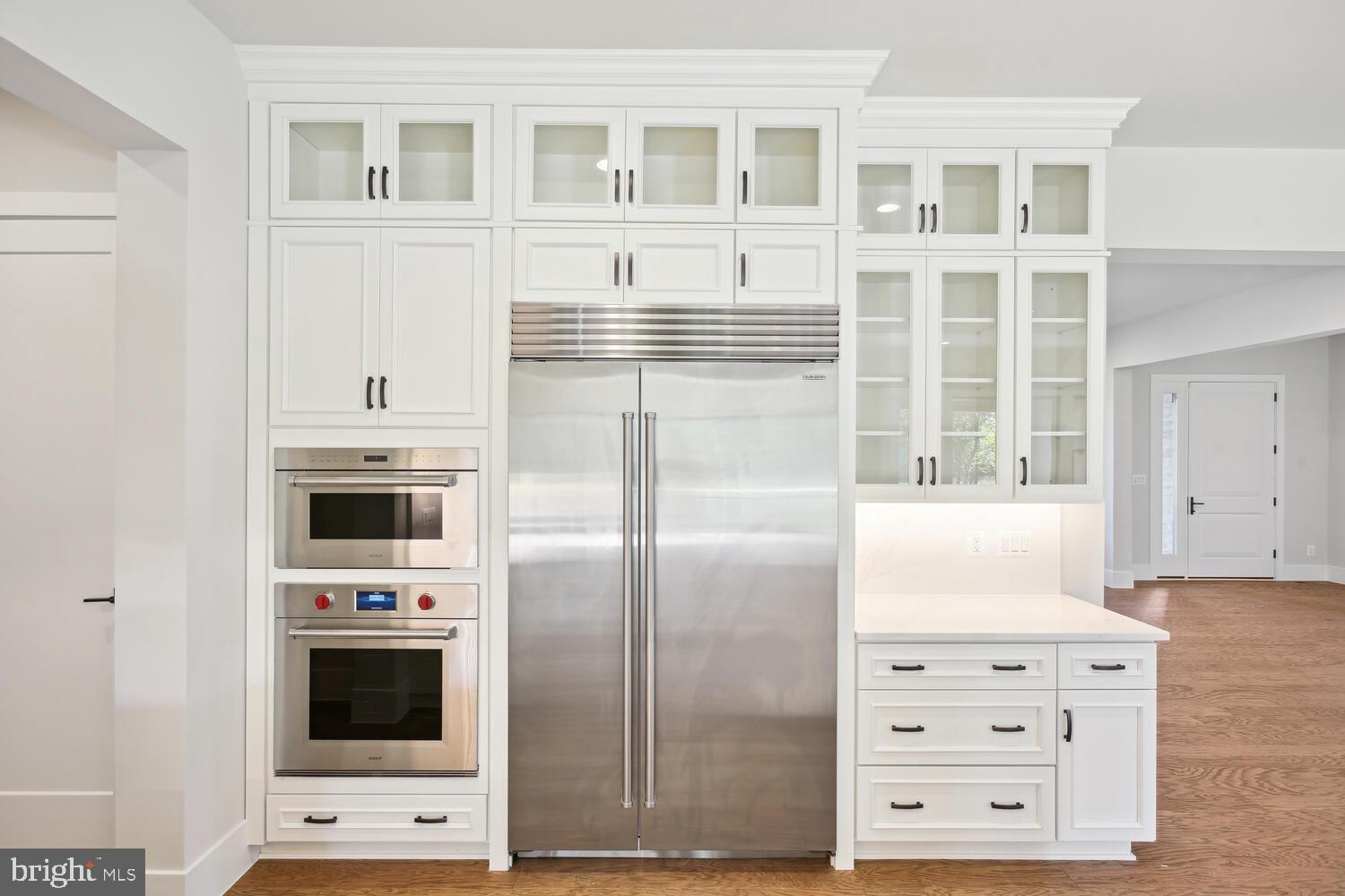 661 STRATFORD HILL COURT