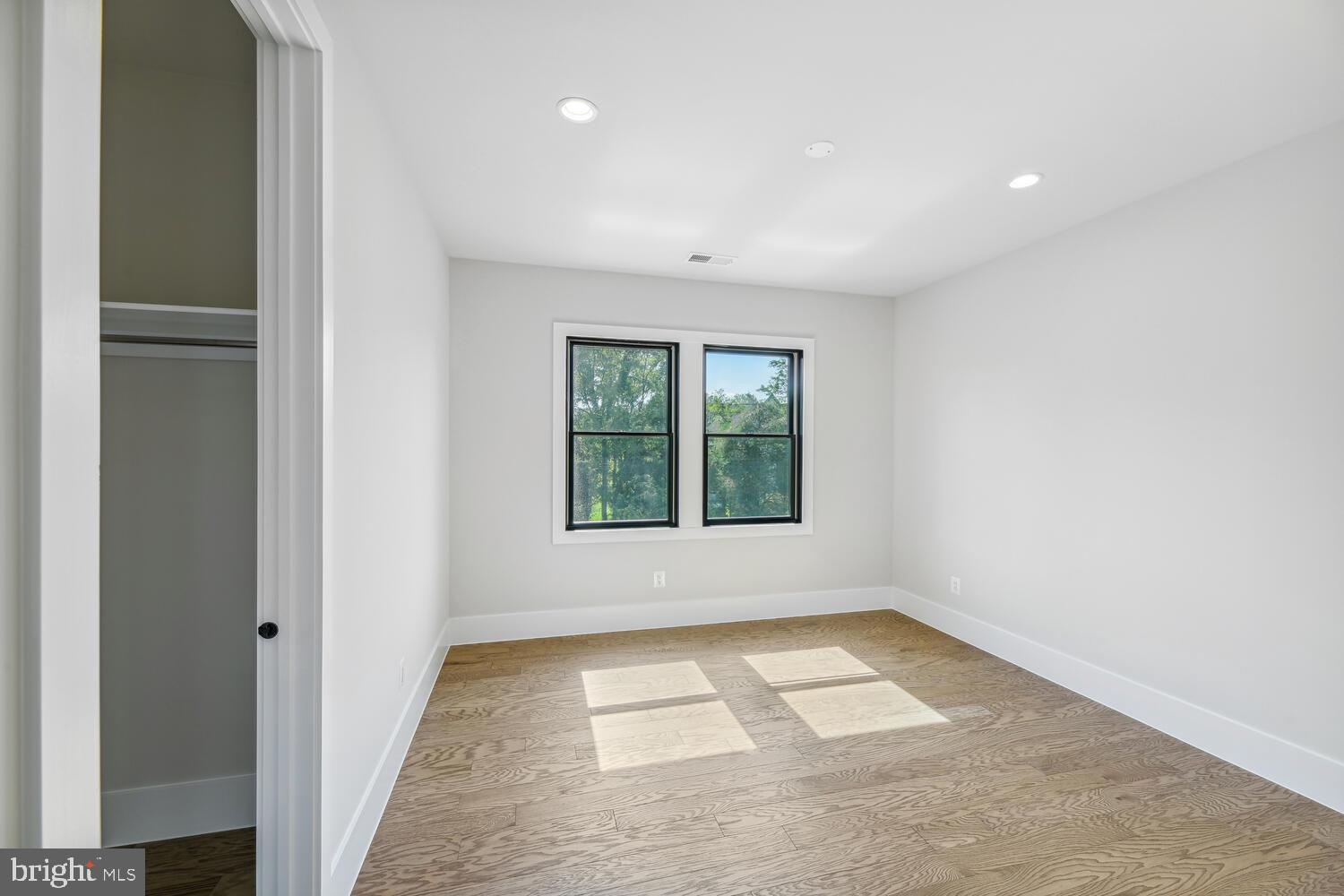 661 STRATFORD HILL COURT