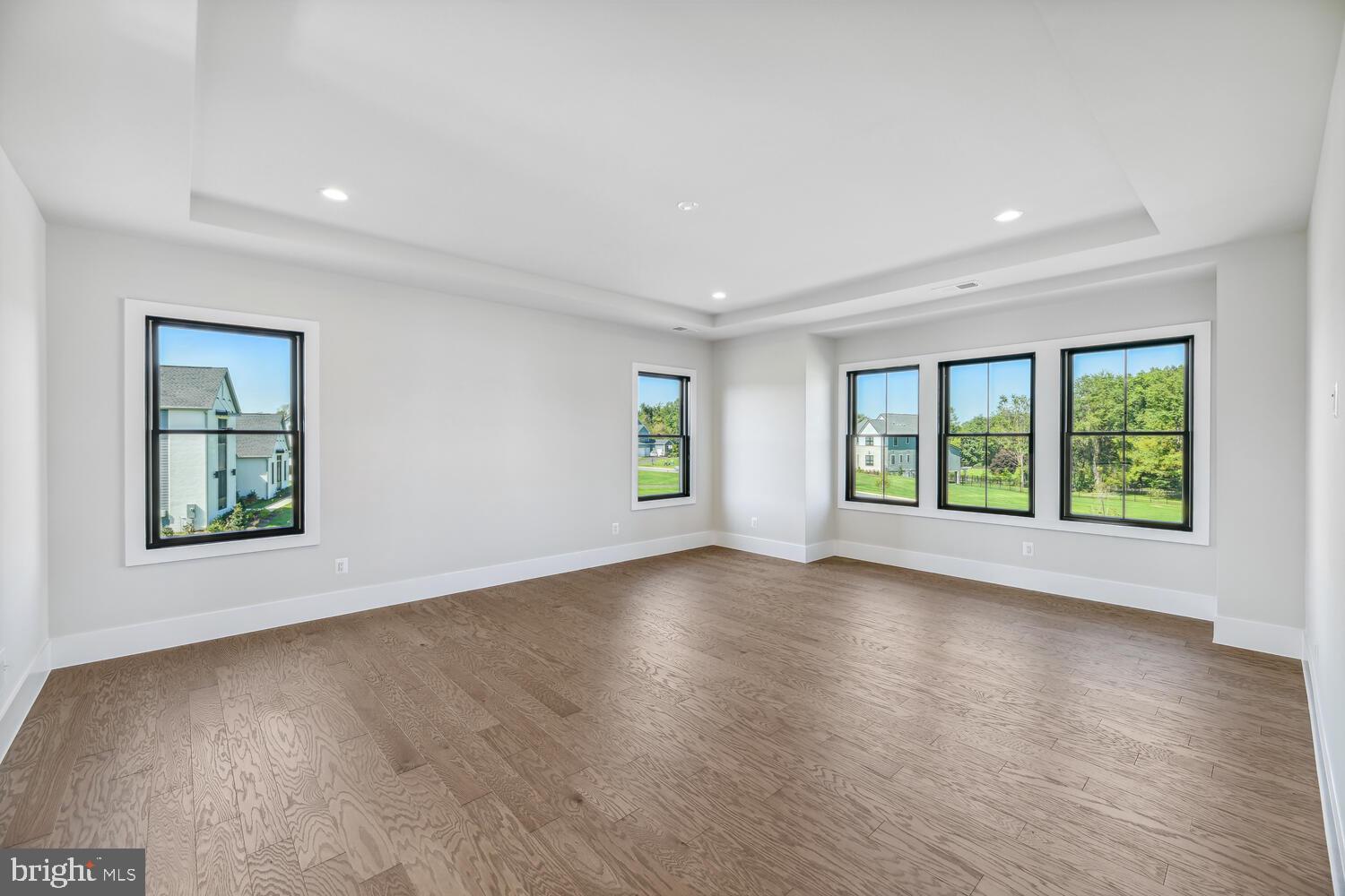 661 STRATFORD HILL COURT