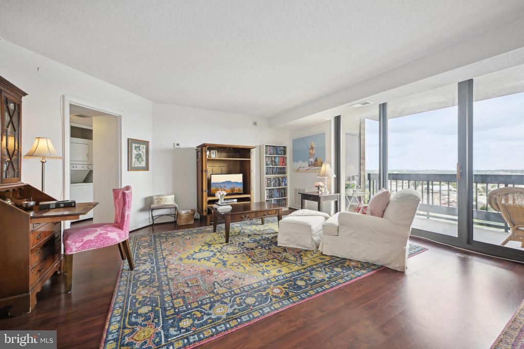 5505 SEMINARY ROAD 2014N