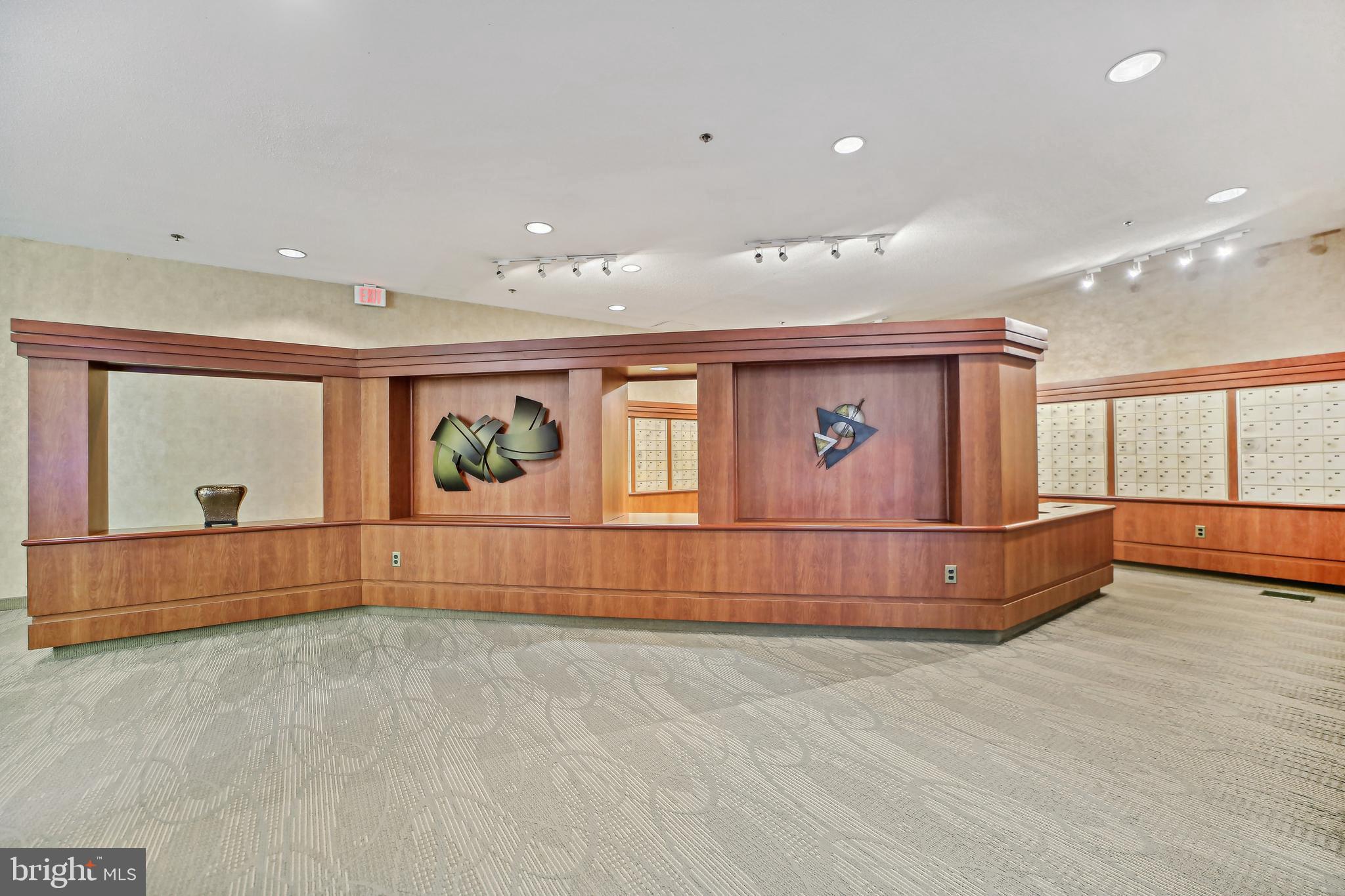 5505 SEMINARY ROAD 2014N