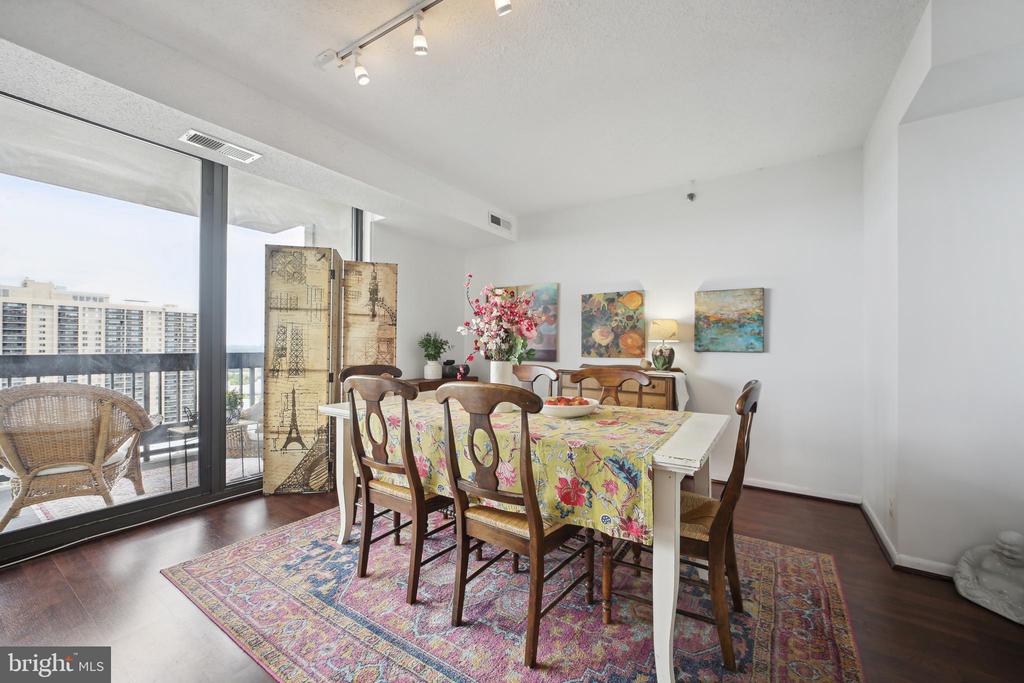 5505 SEMINARY ROAD 2014N