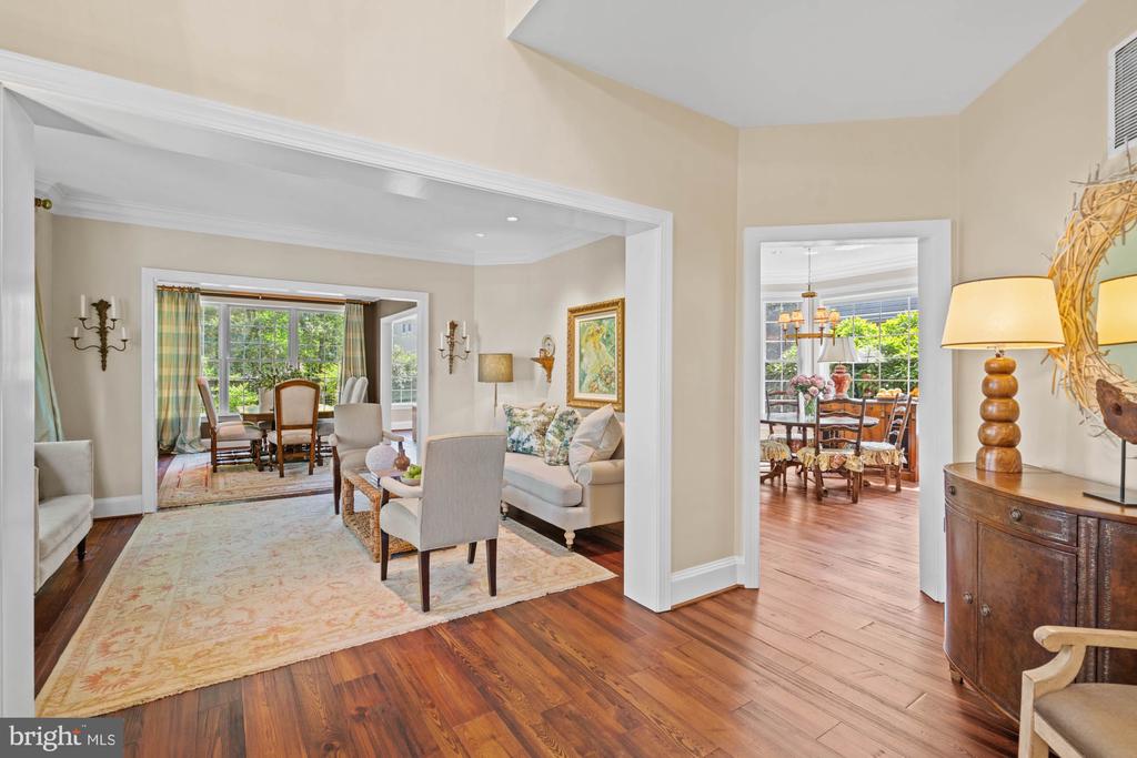 1249 BEVERLY ROAD