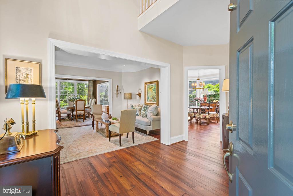 1249 BEVERLY ROAD