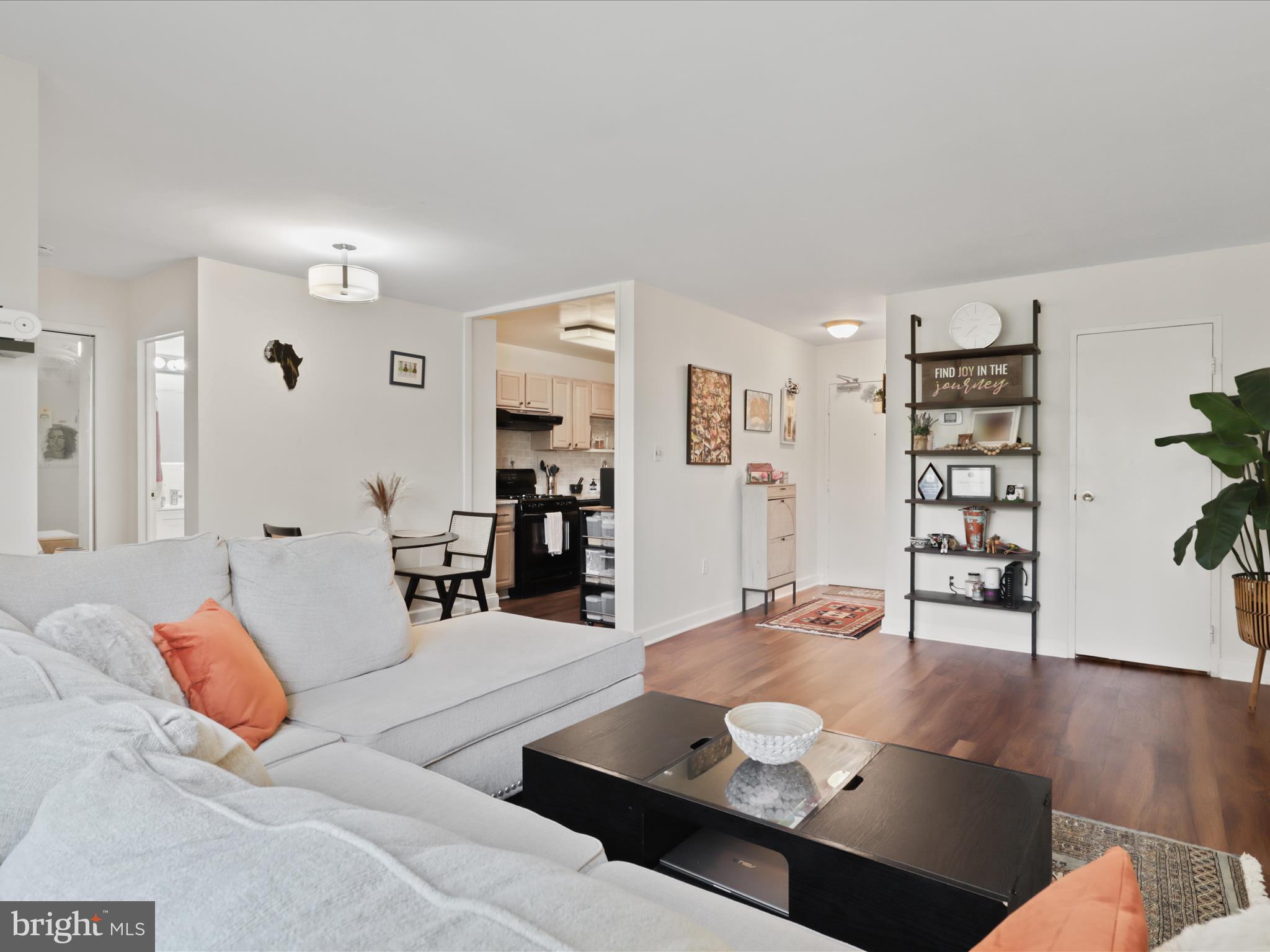6621 WAKEFIELD DRIVE 305