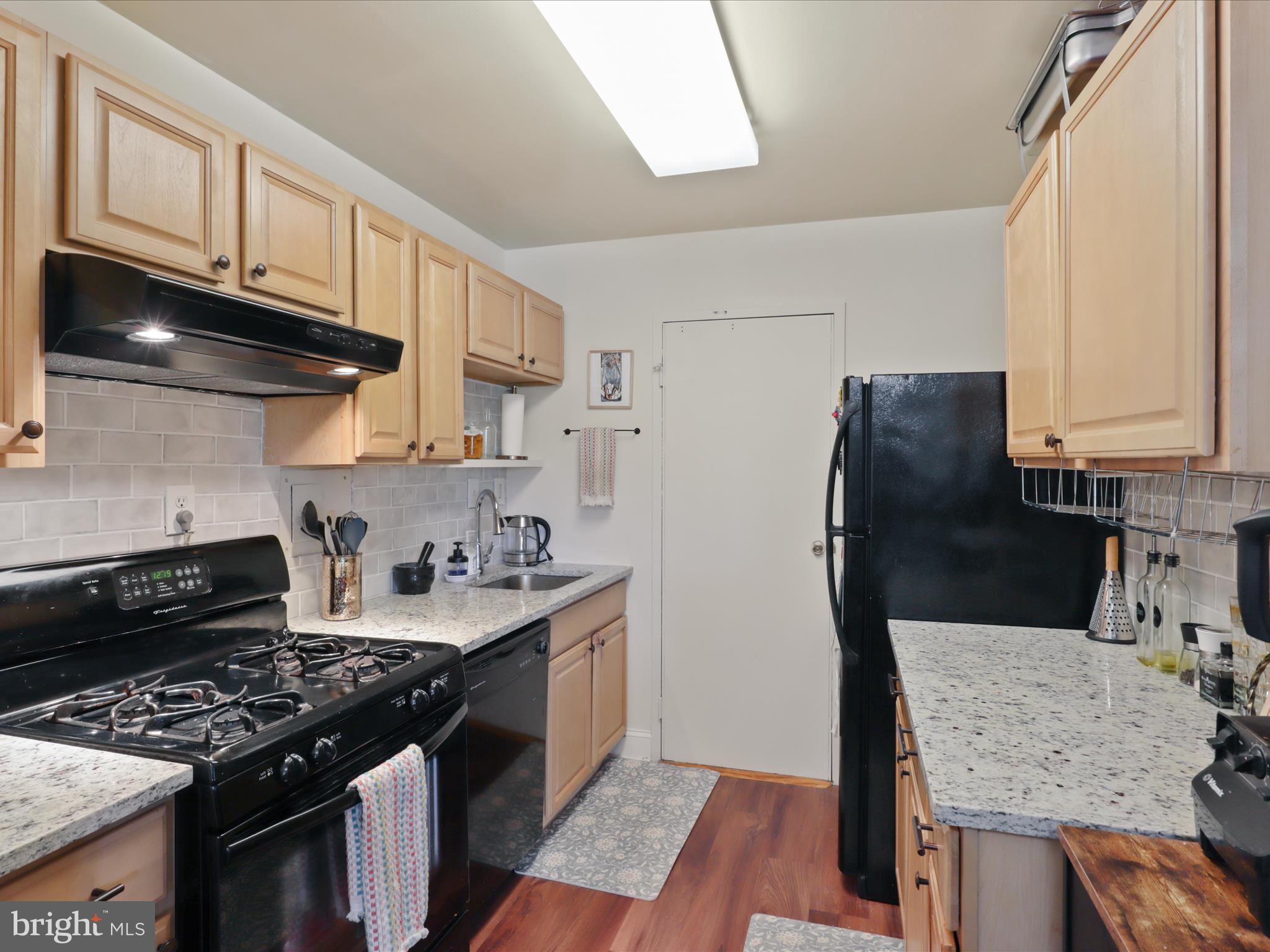 6621 WAKEFIELD DRIVE 305