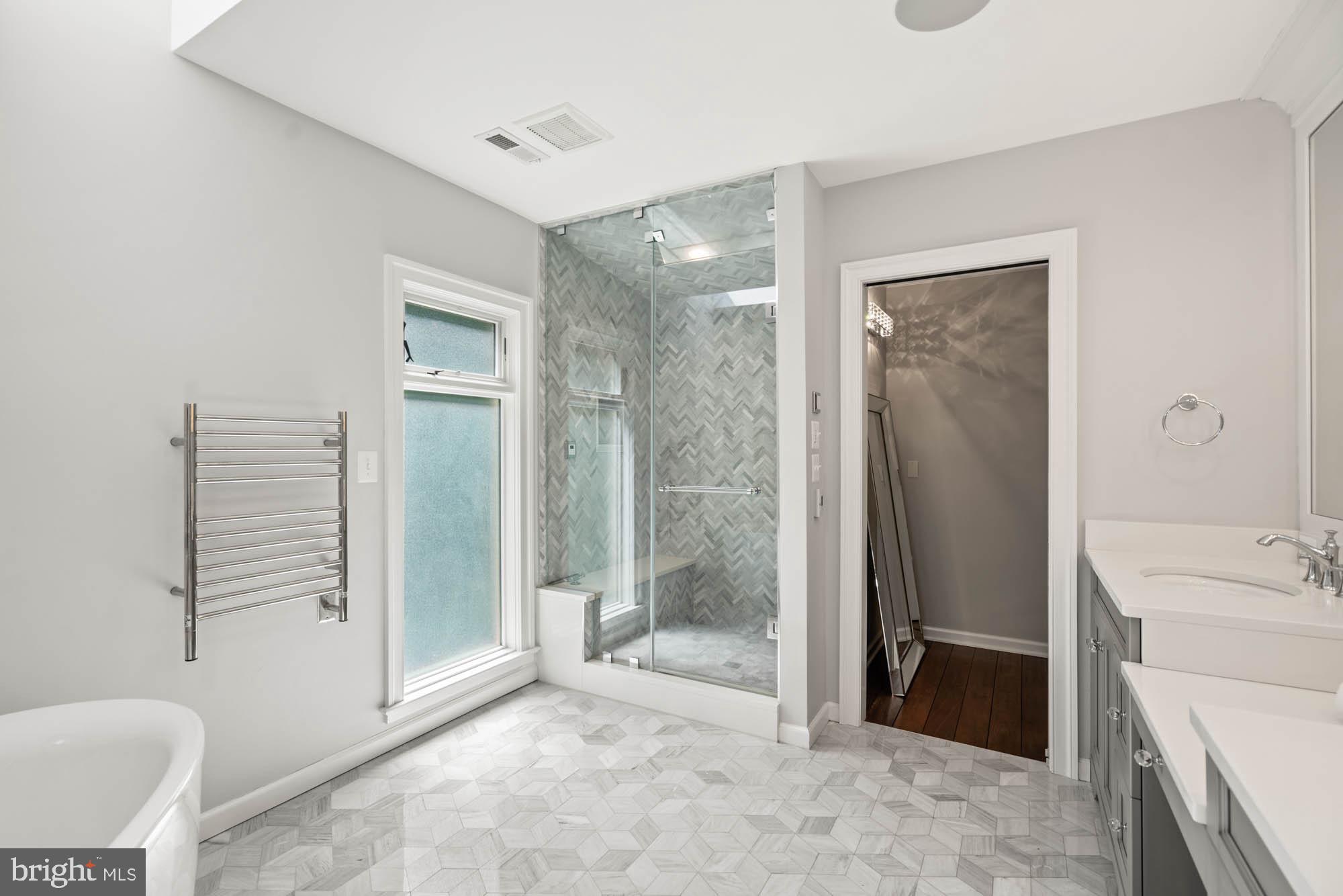 632 RIVERCREST DRIVE