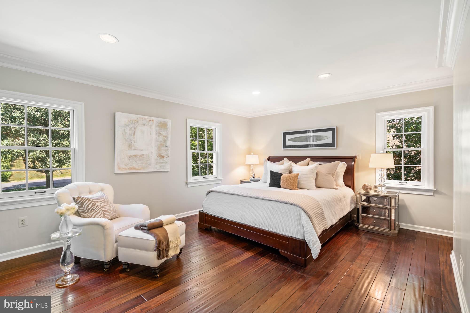 632 RIVERCREST DRIVE