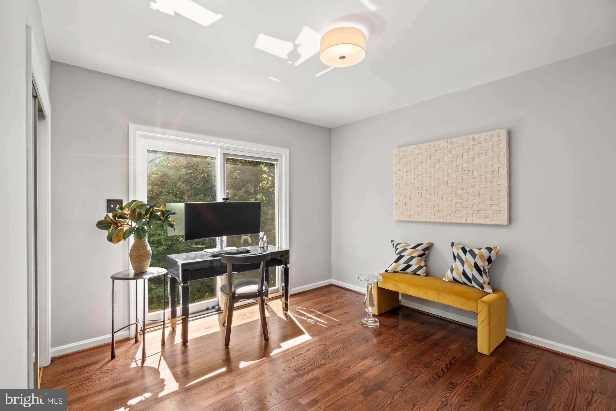 632 RIVERCREST DRIVE