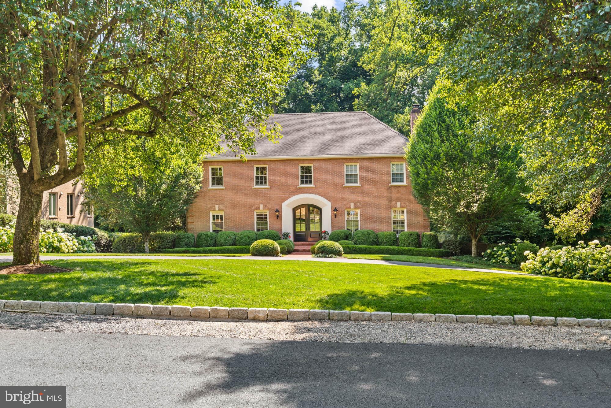 632 RIVERCREST DRIVE