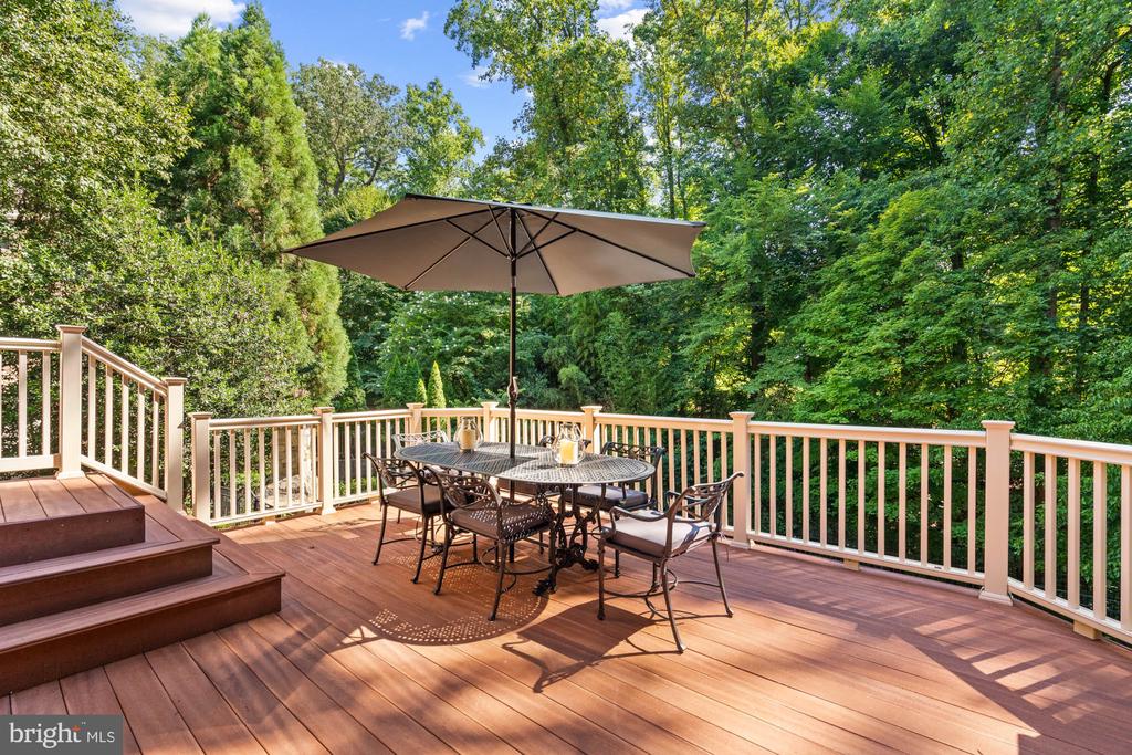 632 RIVERCREST DRIVE