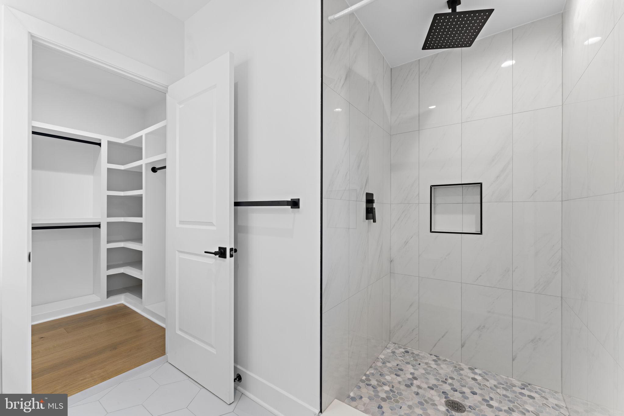 6638 HARRIETT STREET