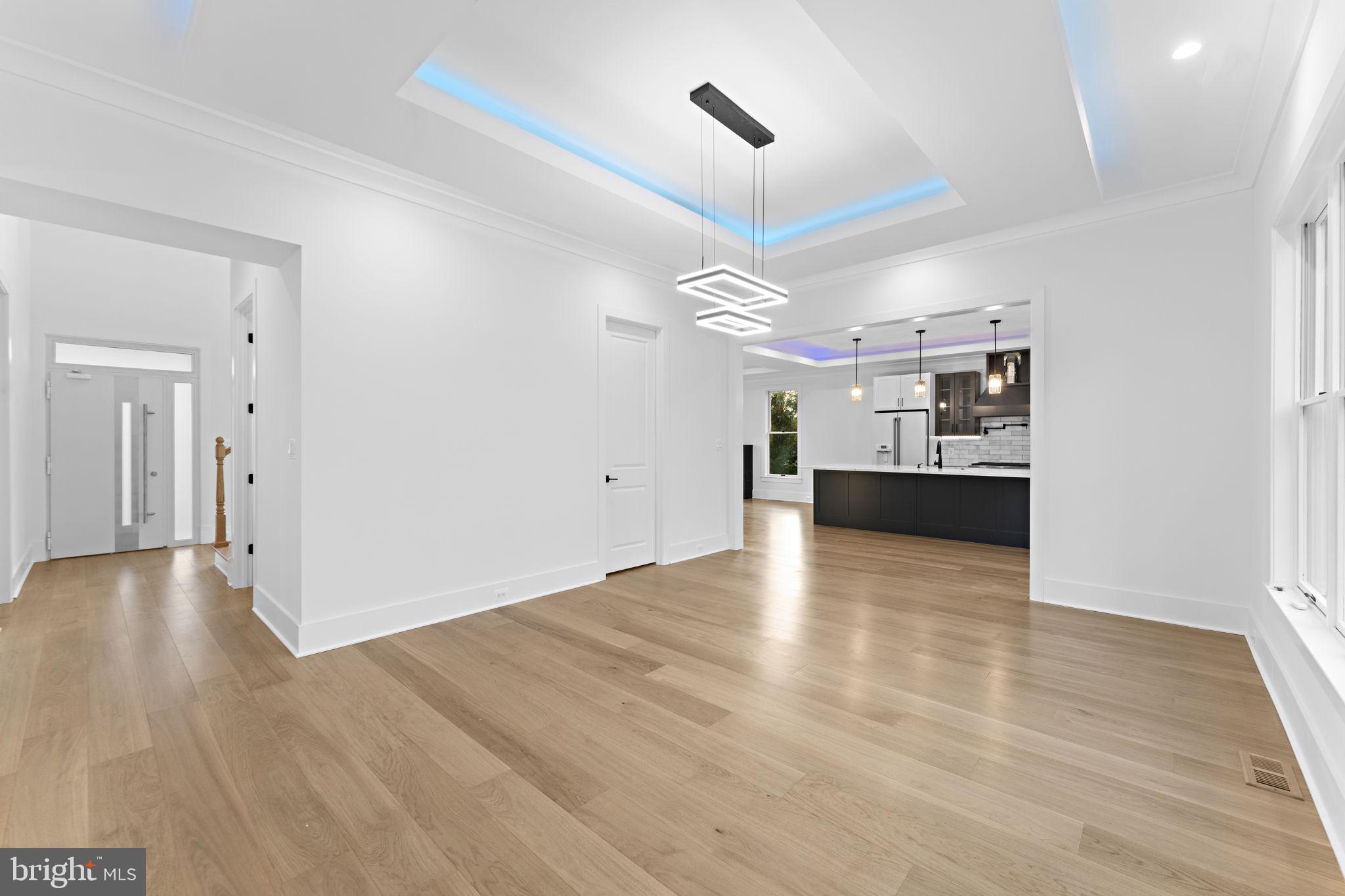 6638 HARRIETT STREET