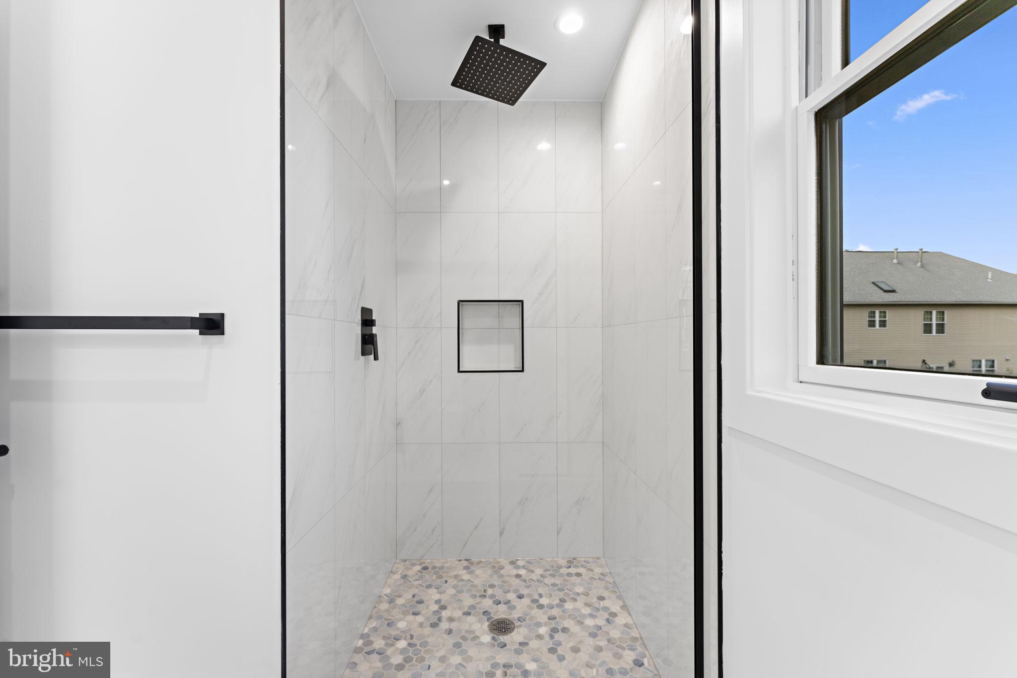 6638 HARRIETT STREET