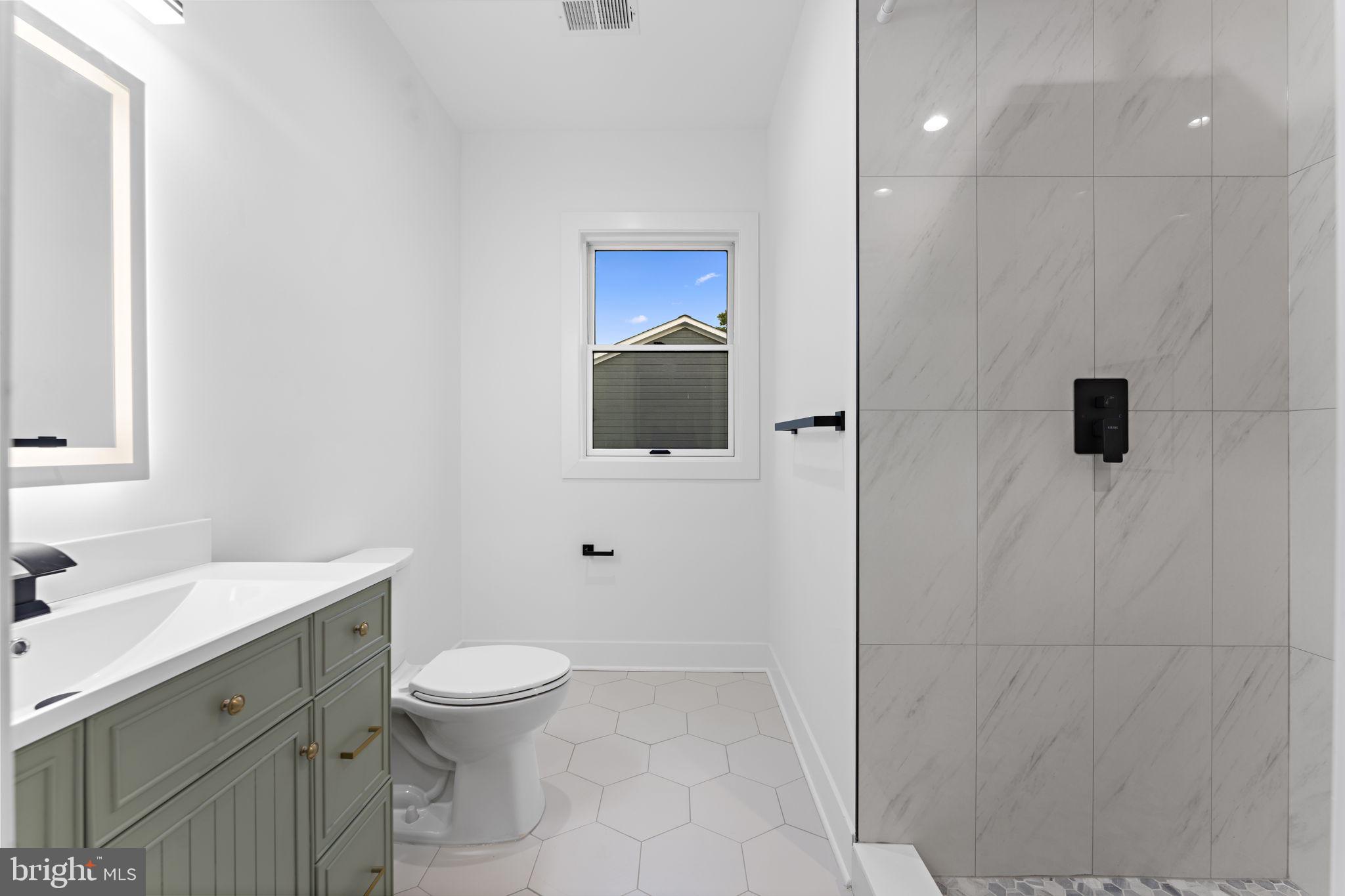 6638 HARRIETT STREET