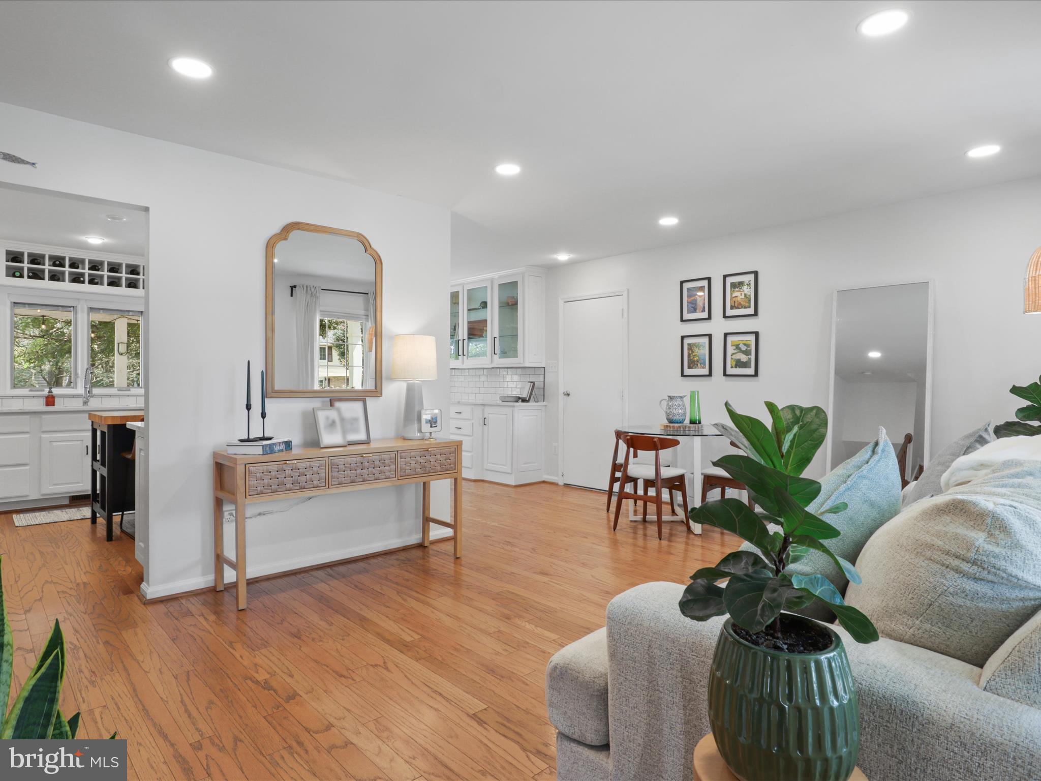 1212 SUMMERFIELD DRIVE