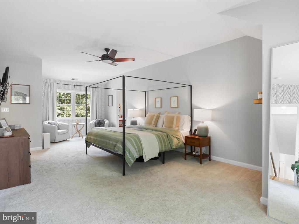 1212 SUMMERFIELD DRIVE