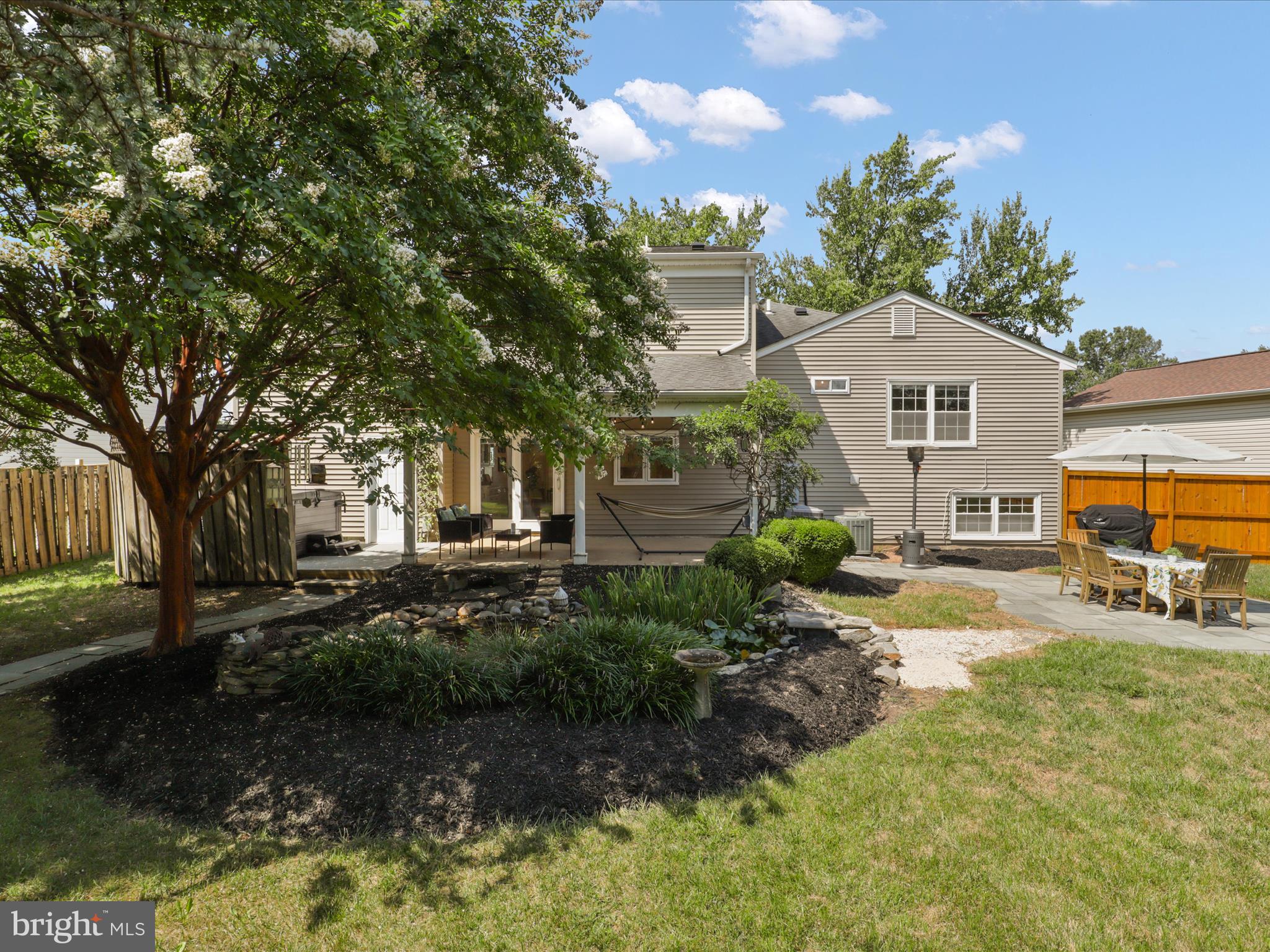 1212 SUMMERFIELD DRIVE