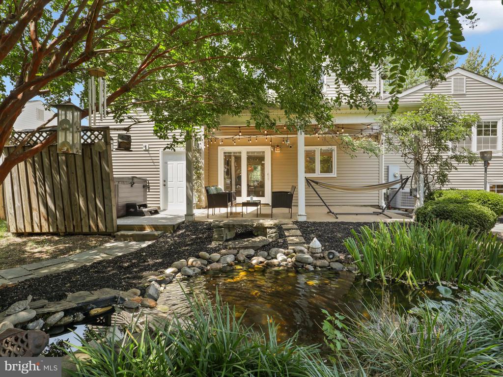 1212 SUMMERFIELD DRIVE
