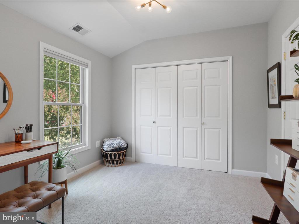1212 SUMMERFIELD DRIVE