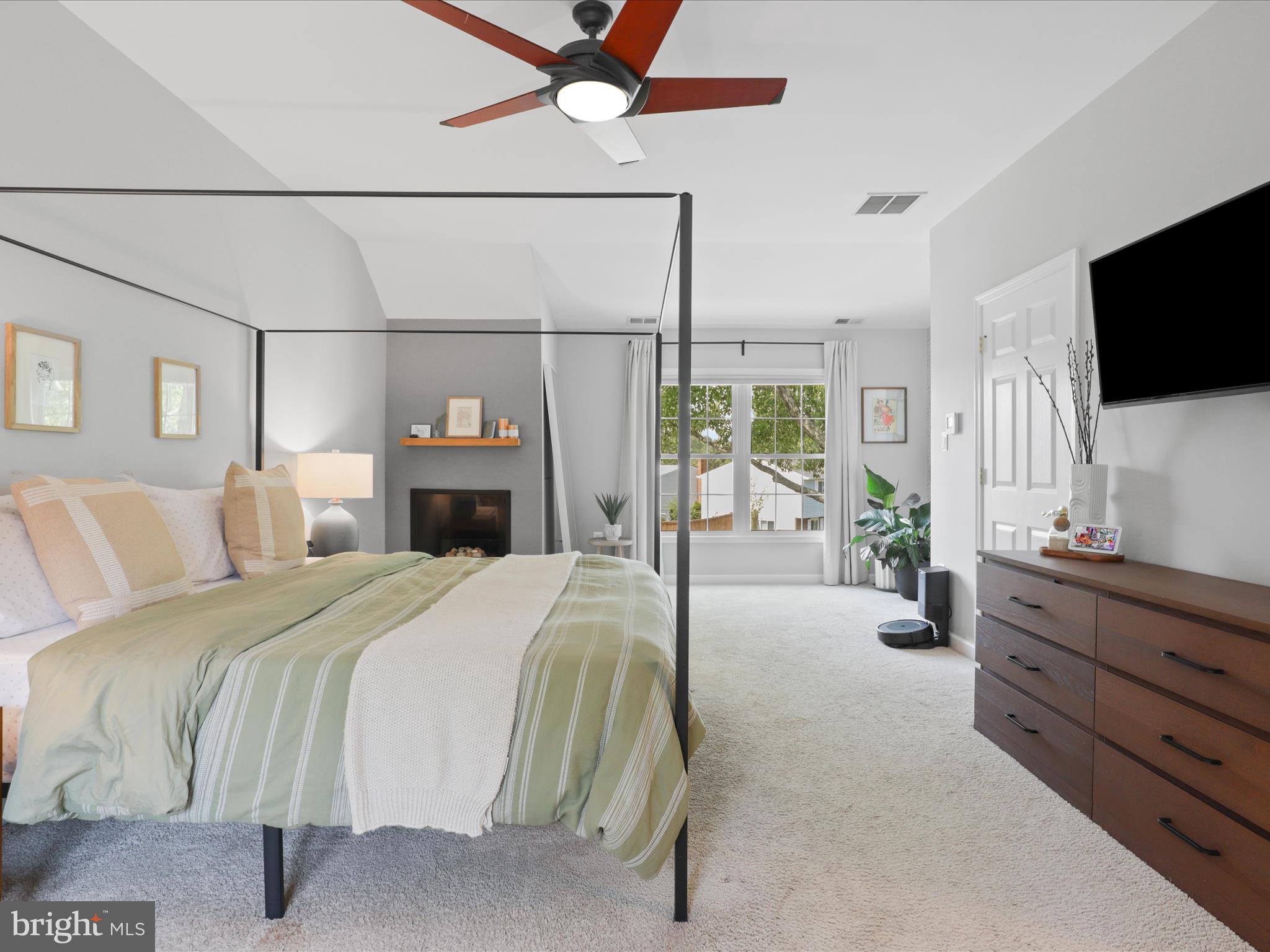 1212 SUMMERFIELD DRIVE