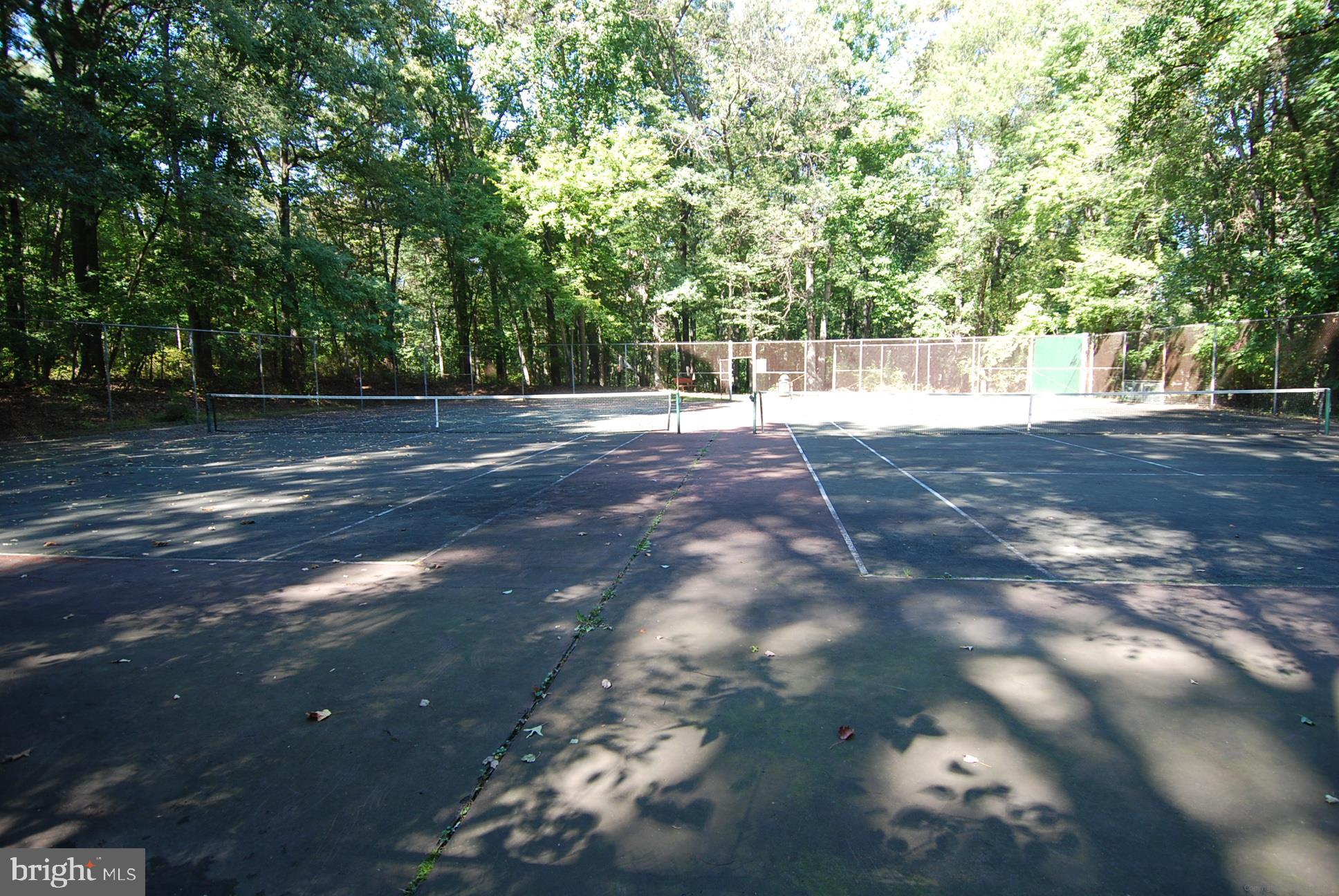 7757 INVERSHAM DRIVE 238