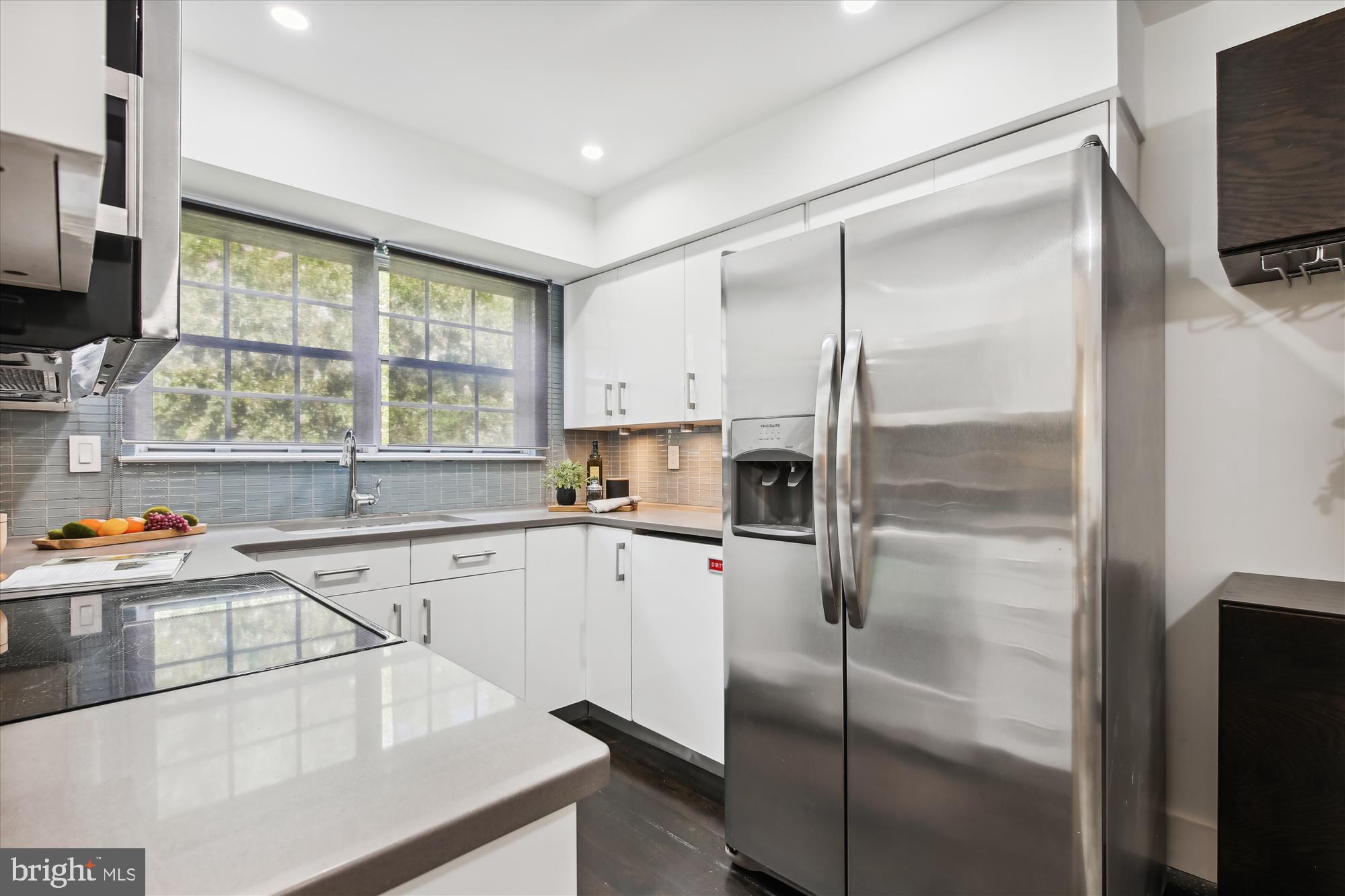 7757 INVERSHAM DRIVE 238