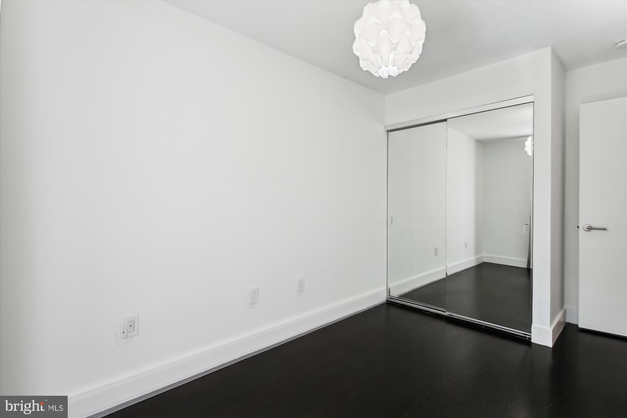 7757 INVERSHAM DRIVE 238