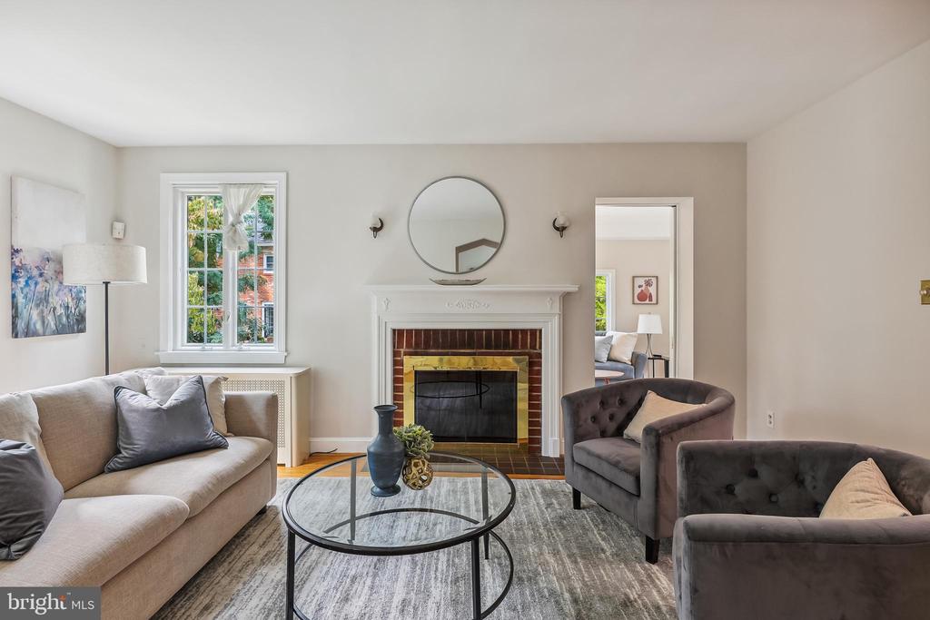 4001 FRANCONIA RD,FAIRFAX