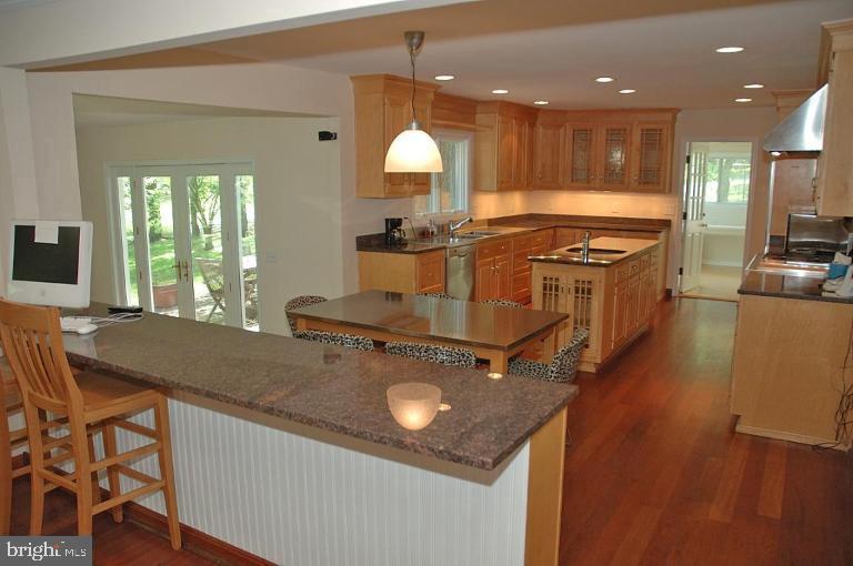 9817 BEACH MILL ROAD