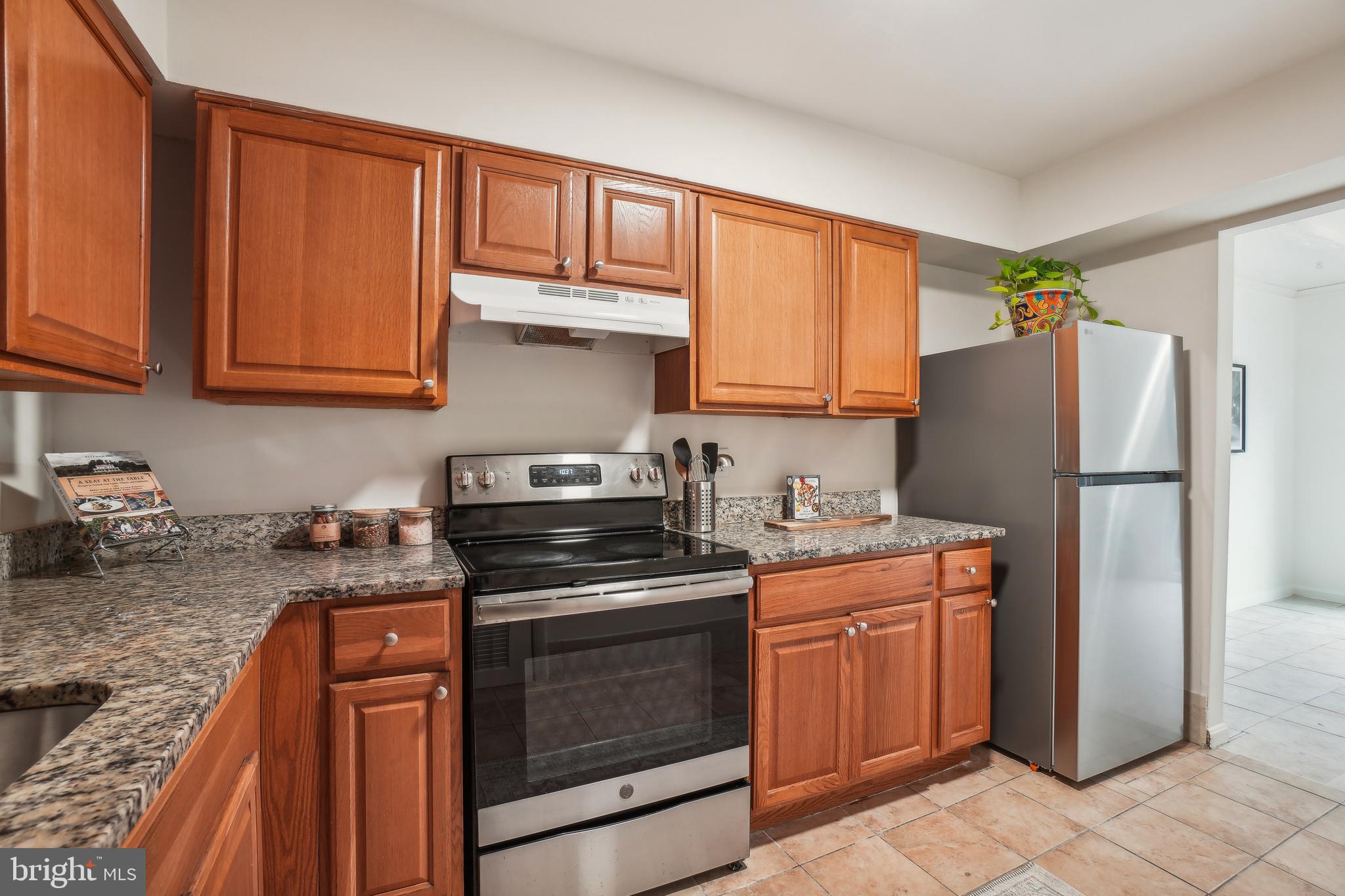 3876 MANZANITA PLACE B