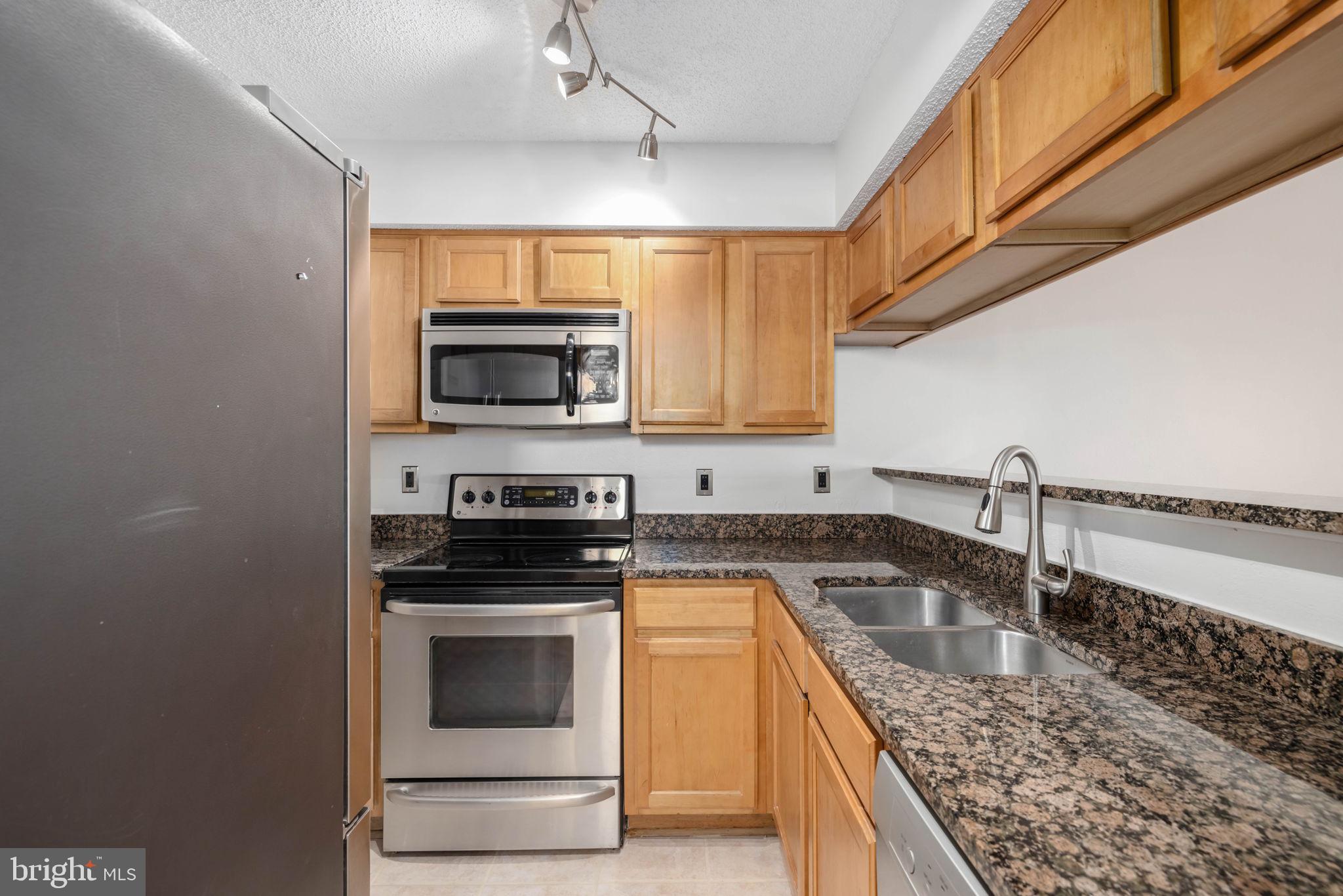 1504 LINCOLN WAY 431