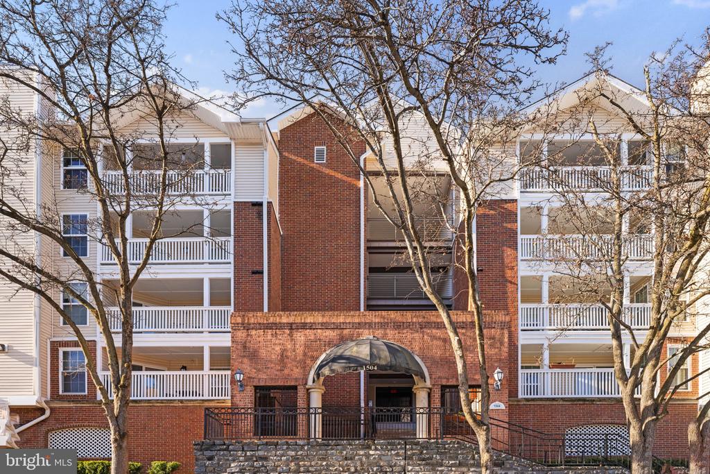 1504 LINCOLN WAY 431