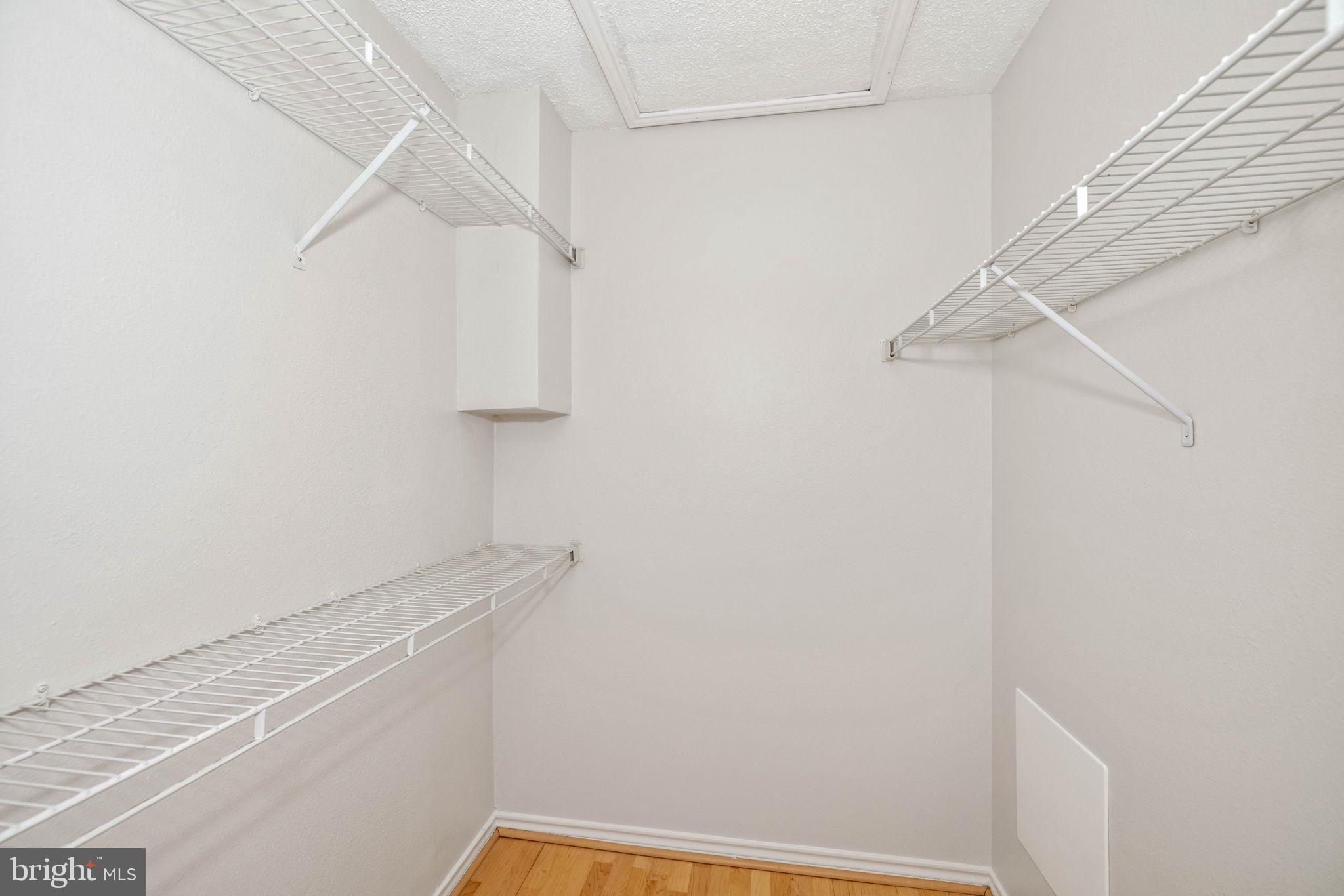 1504 LINCOLN WAY 431