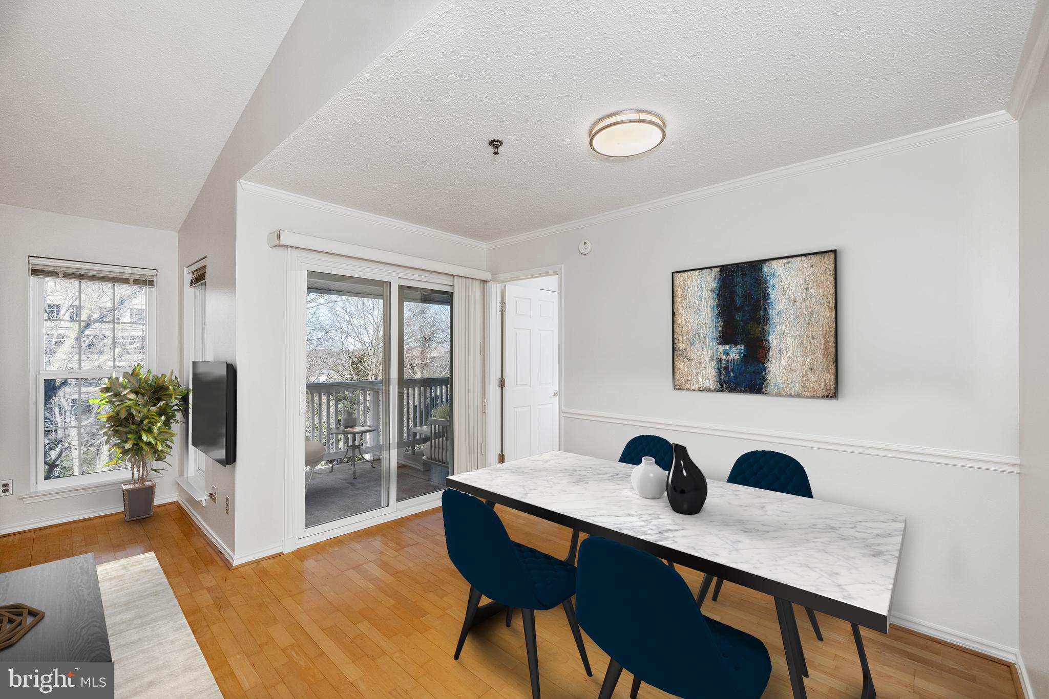 1504 LINCOLN WAY 431