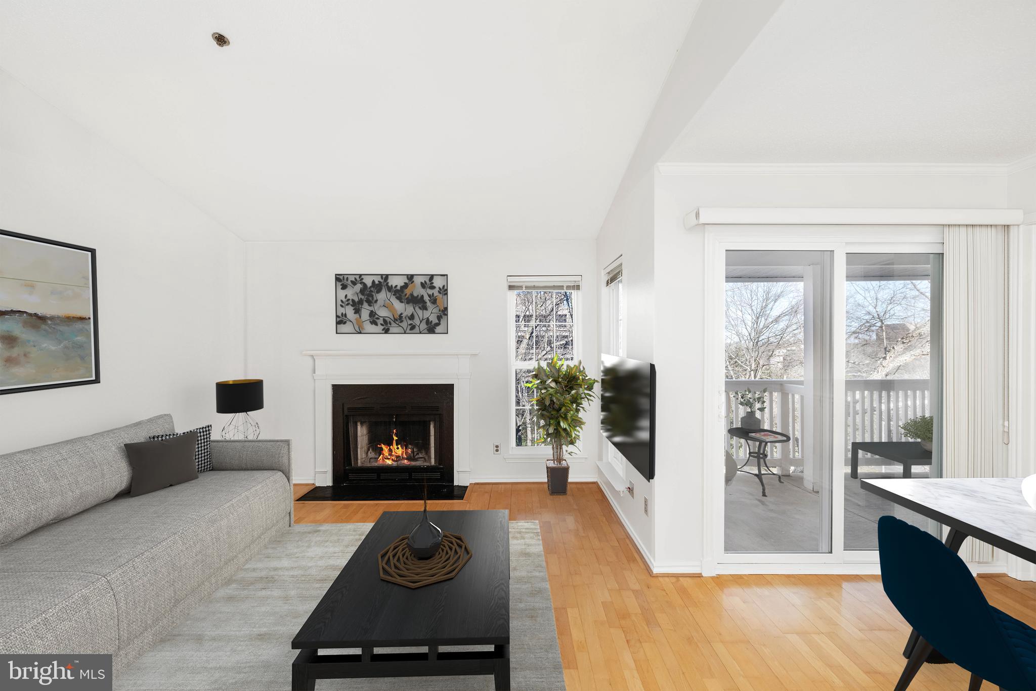 1504 LINCOLN WAY 431