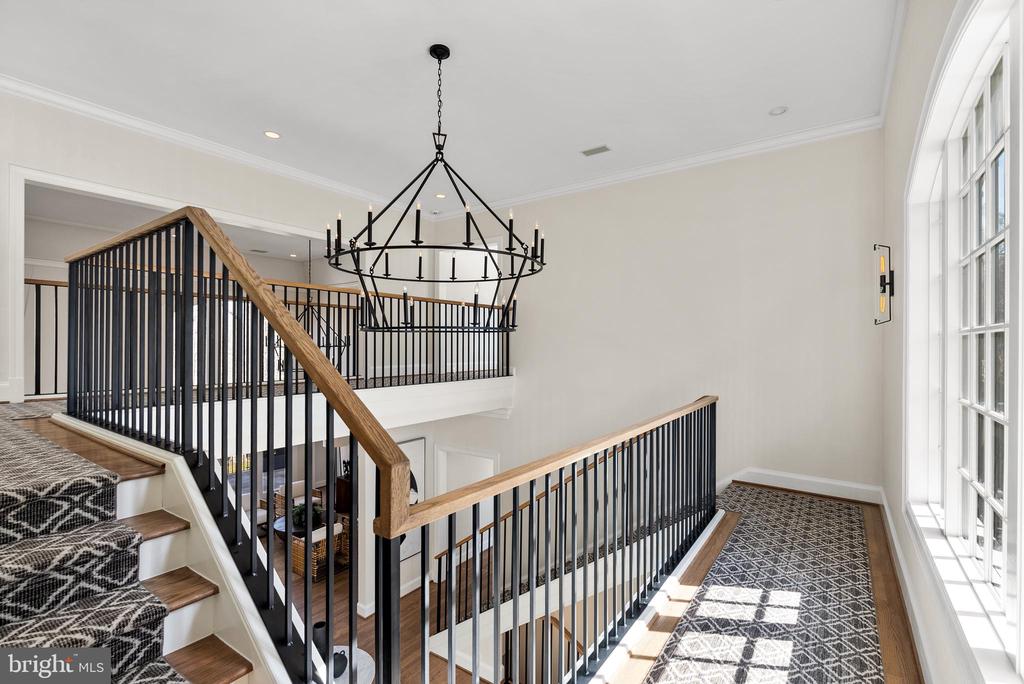 6470 KEDLESTON COURT