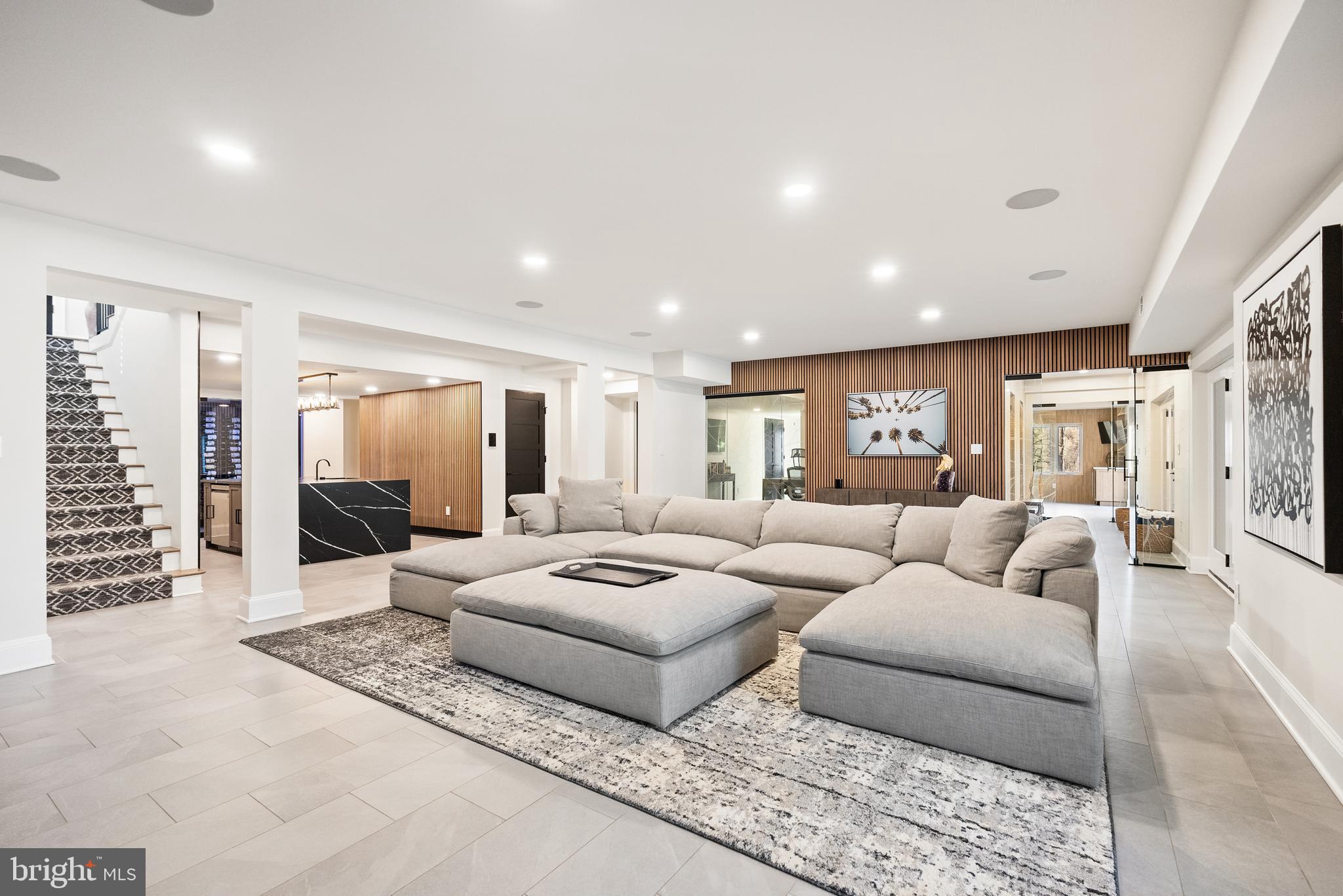 6470 KEDLESTON COURT