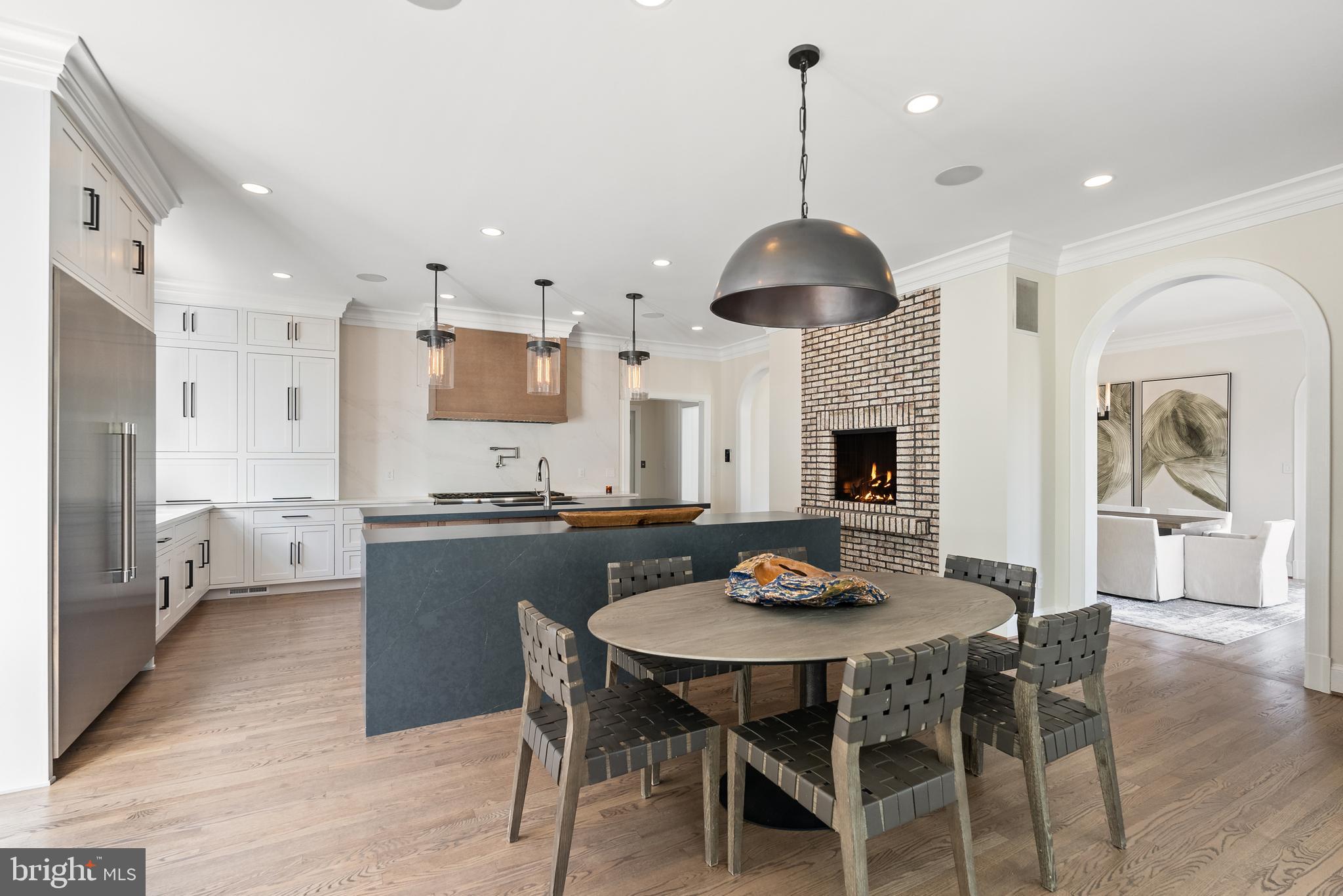 6470 KEDLESTON COURT