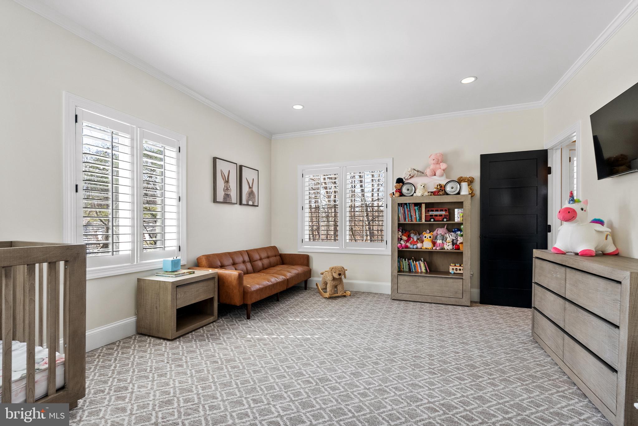 6470 KEDLESTON COURT