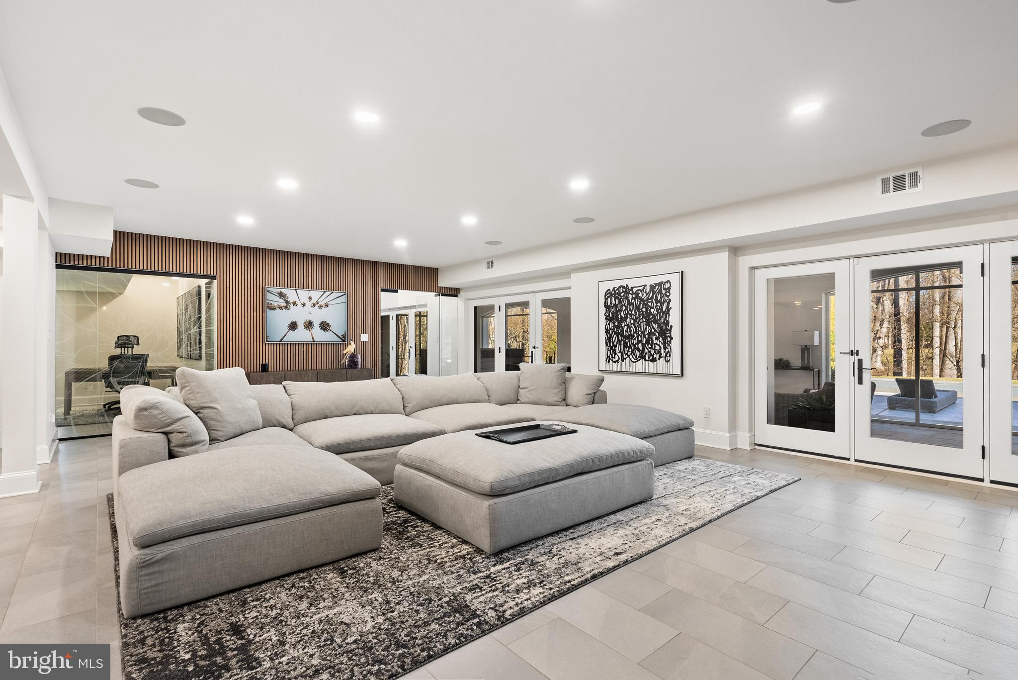 6470 KEDLESTON COURT