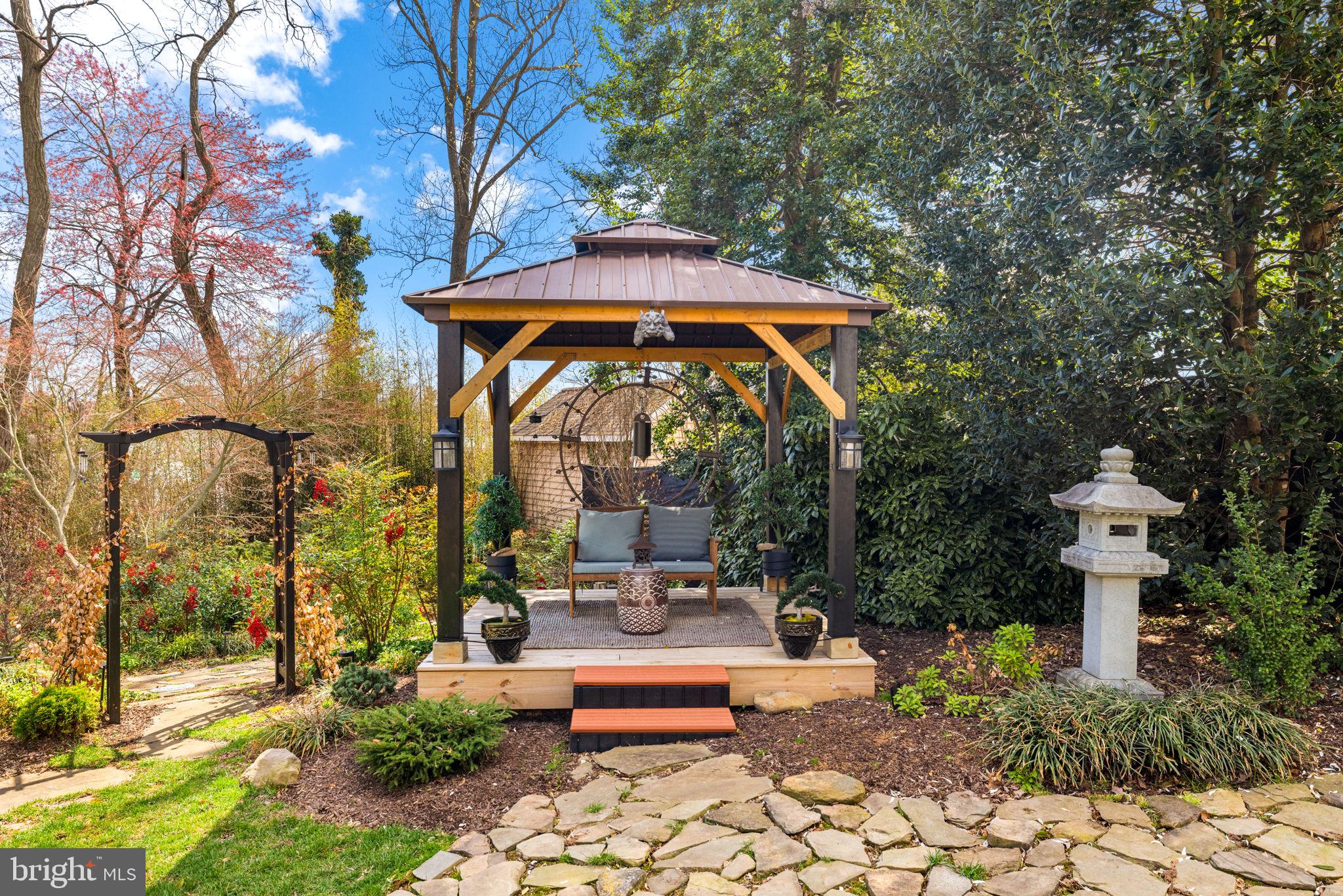 345 CHURCH STREET NE