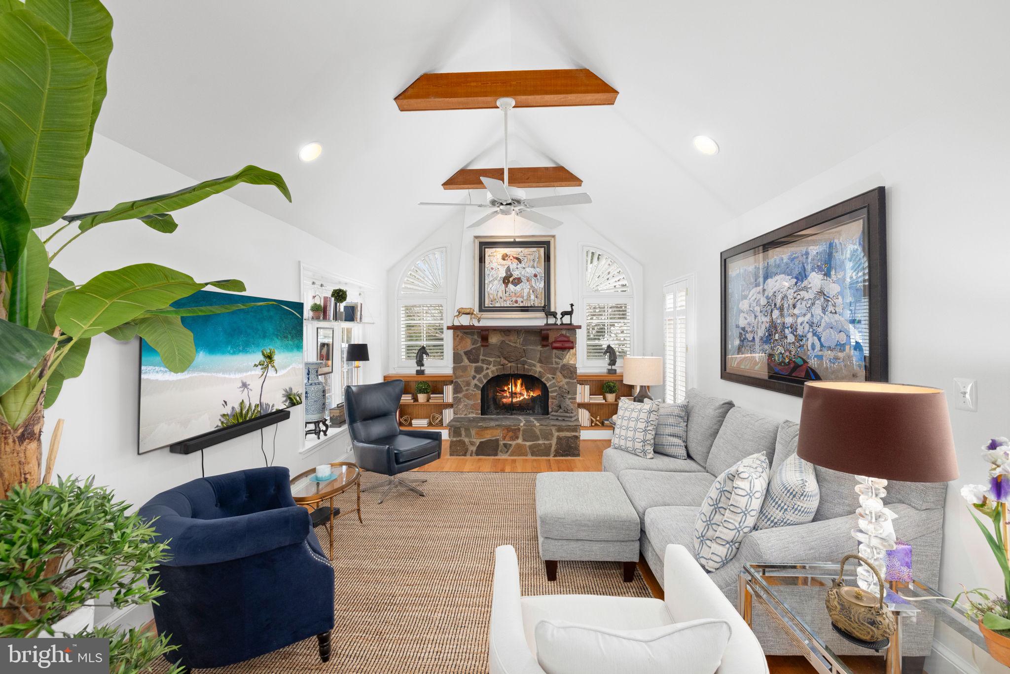 345 CHURCH STREET NE