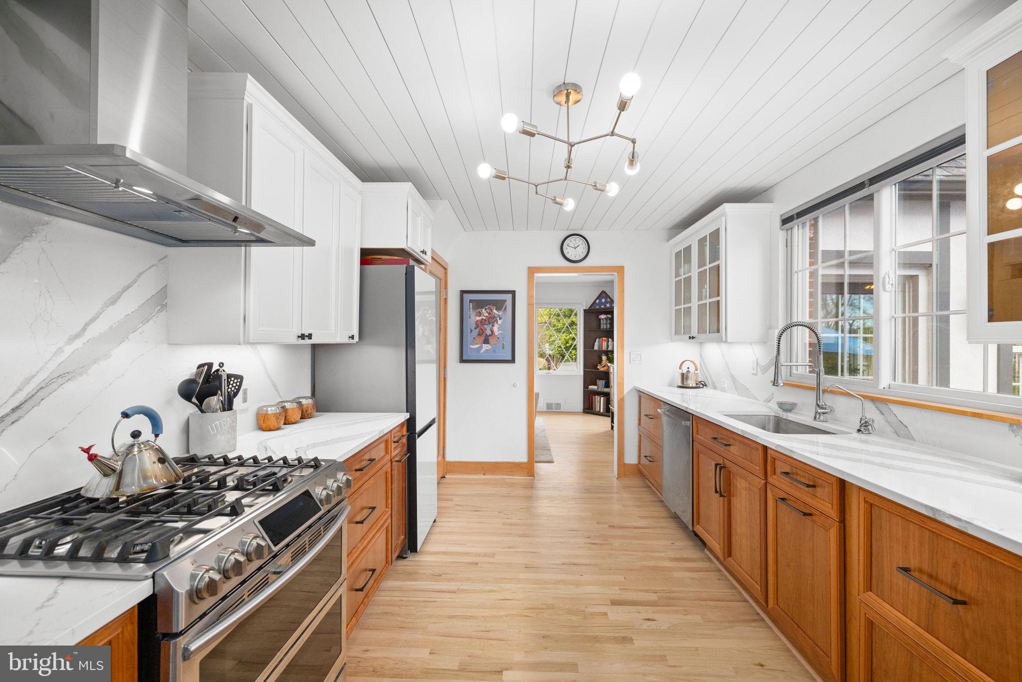 345 CHURCH STREET NE