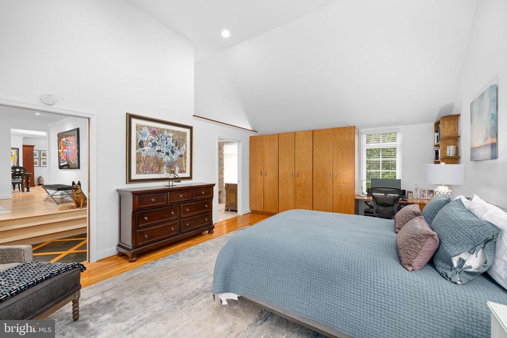 345 CHURCH STREET NE