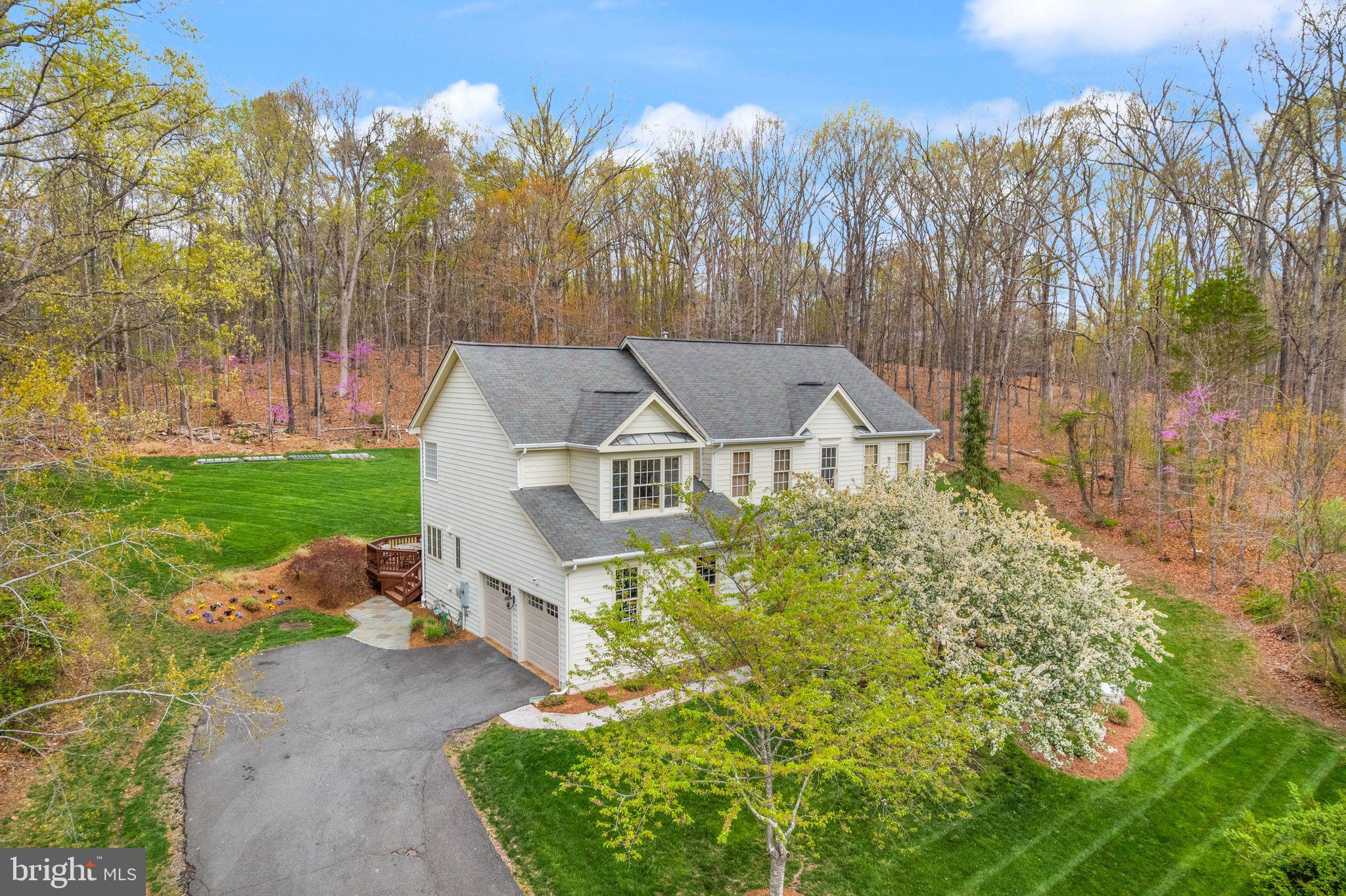 11820 POPES HEAD ROAD